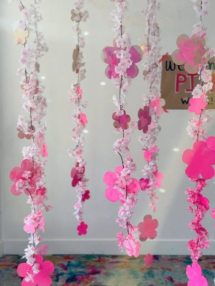 Pink Week! 🩷🌸🌷🐽🦩🍧🎟️🎀💖