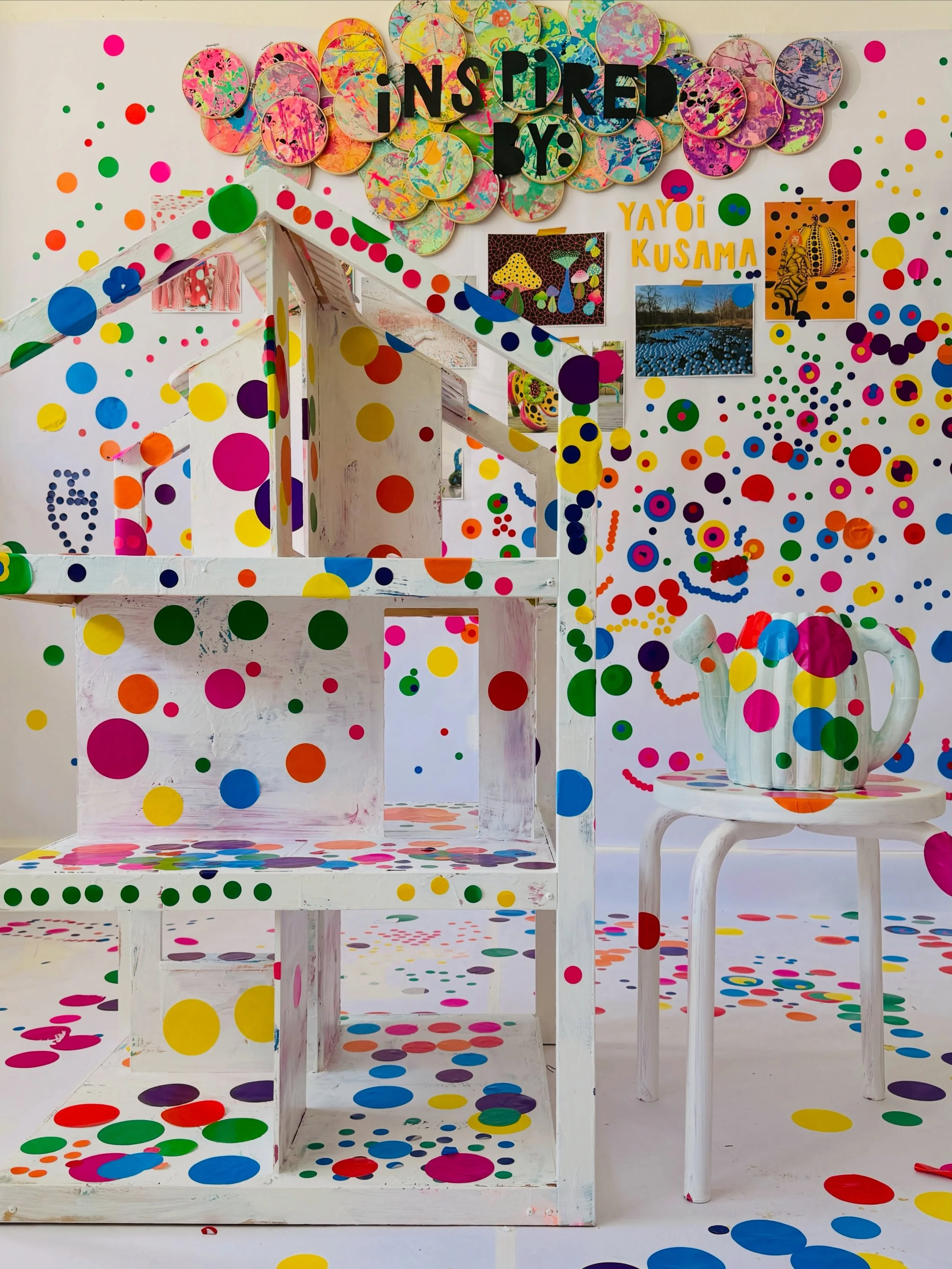 Week 3 at Hooray Art this session was inspired by the one and only Yayoi Kusama 🔴 We celebrated Yayoi&rsquo;s love of polka dots and infinite patterns with a studio filled with colorful dots, mirrors and reflecting balls, and our own mini obliterati