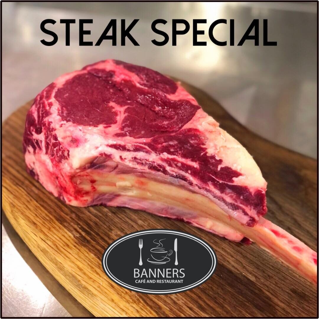 🥩 Tomahawk Special 🥩 

48oz of pure Scottish Prime Steak. Now available as a sharer from this evening! 

Served with vine tomatoes, flat mushrooms, rocket salad and chunky chips.

📲 Visit www.cafeandrestaurant.co.uk to reserve a table