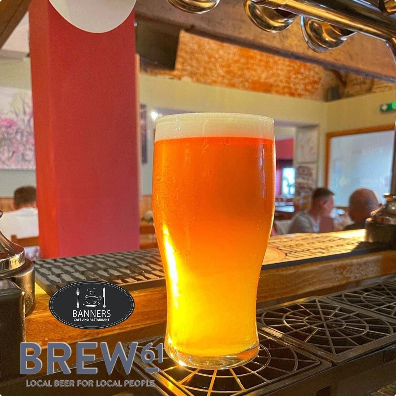 🍻 Local Beer on Tap 🍻

@bromsgrove_brew61 Greenfields Gold is on tap at Banners. A beautiful golden session ale perfect for this hot weather. Thanks to Tim + Kate for sorting this for us, it's a real winner! 

Pop by for a few beers or book a table