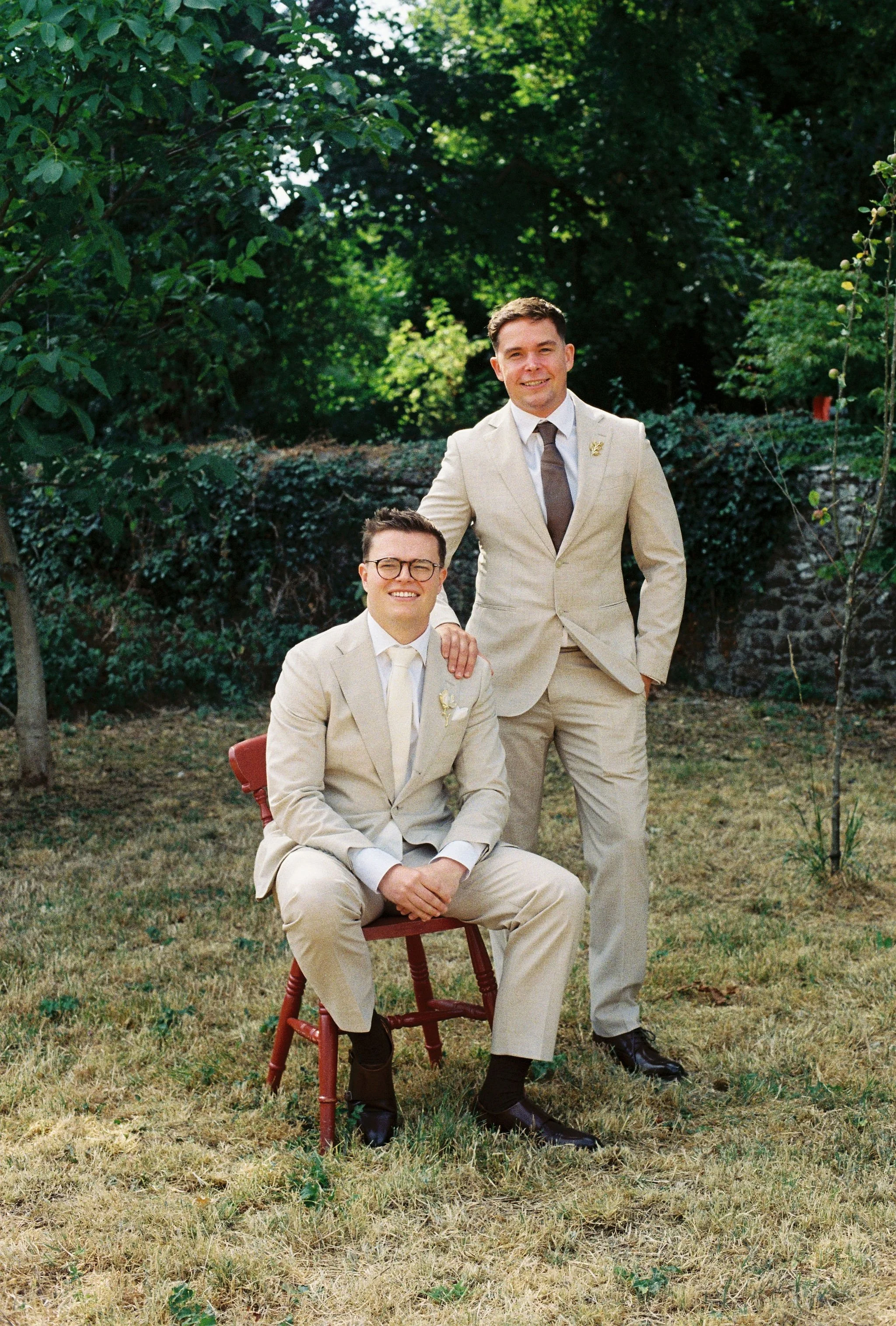 2HerefordshireAnalogueFilmWeddingPhotographybyBenHolbrook7.JPG