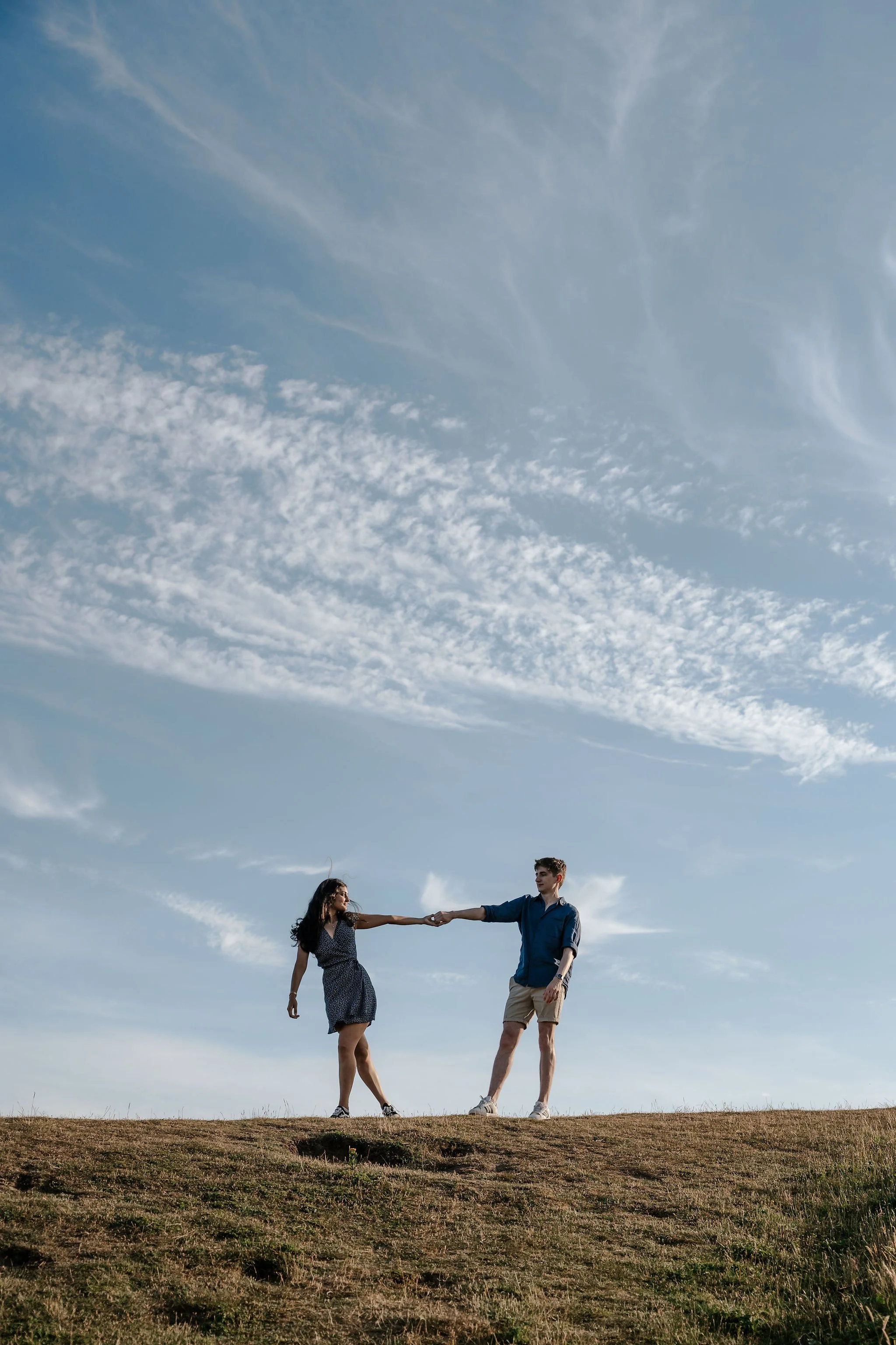 ThreeCliffsGowerCouple'sEngagementPhotoshootontheBeachbyBenHolbrookPhotography-178 (1).jpg