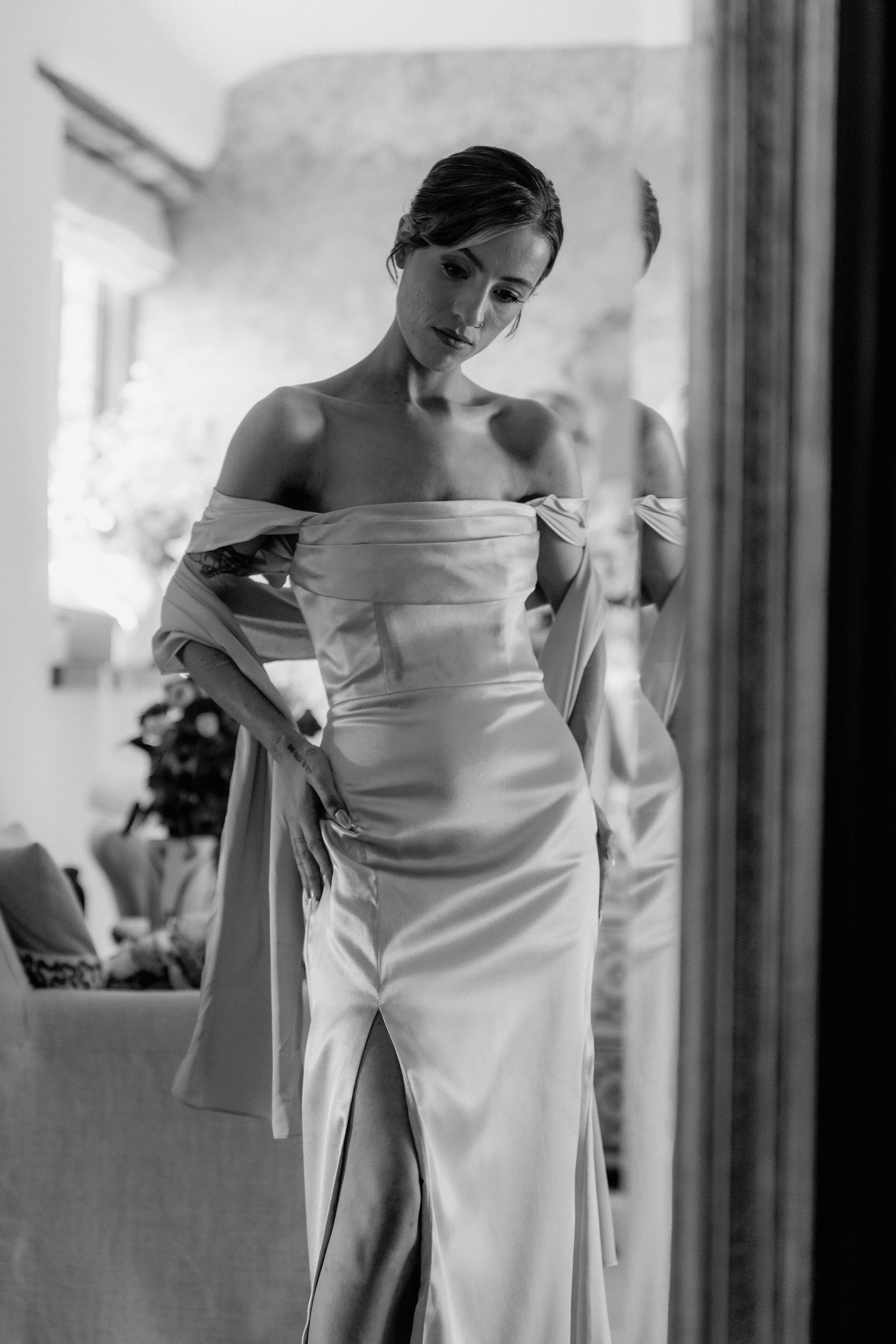 DuffrynMawrCountryHouseAbergavennyWeddingPhotographybyBenHolbrook-82.jpg