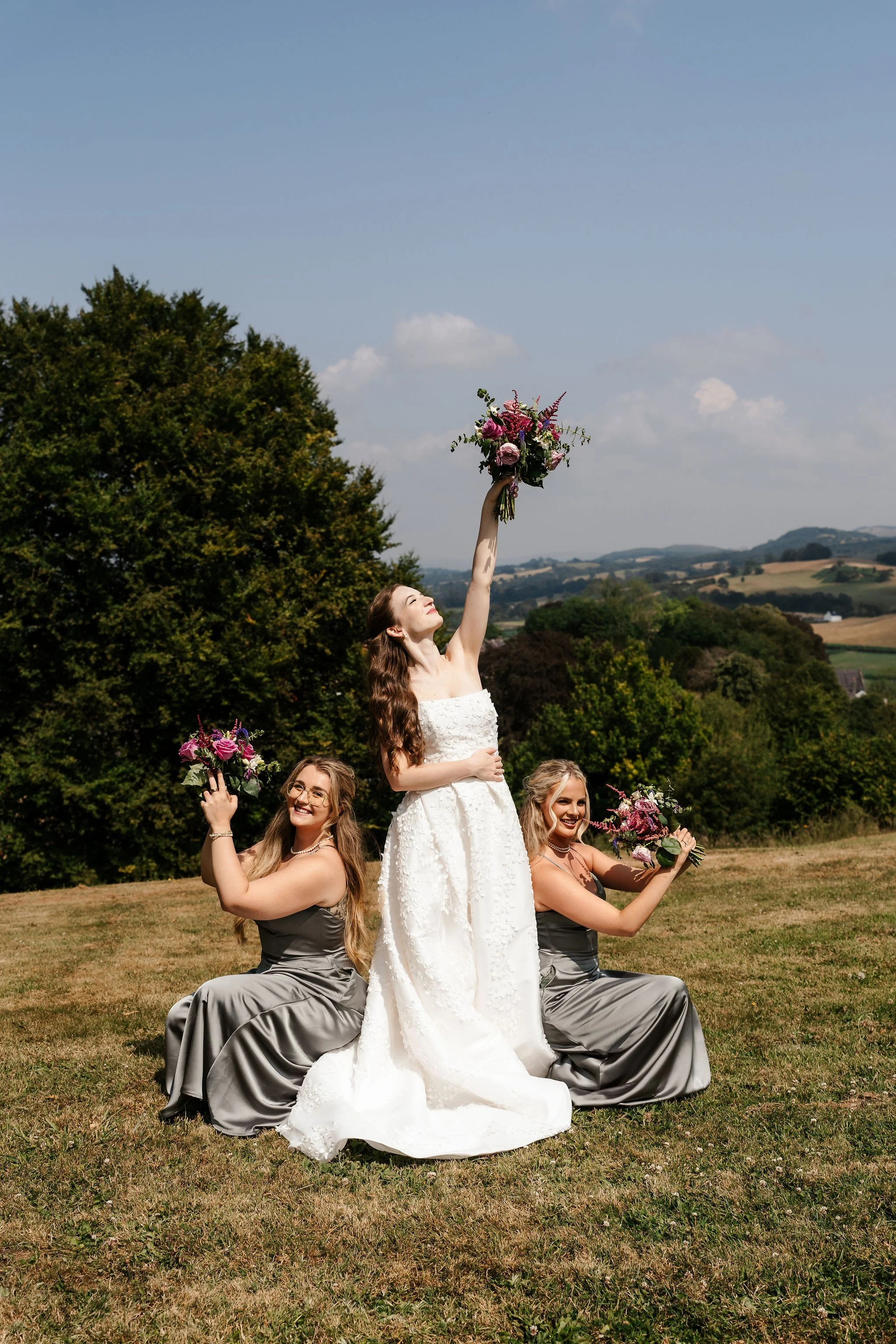 CawdorArmsHotelLlandeiloWeddingPhotographerbyBenHolbrookPhotography-26.jpg