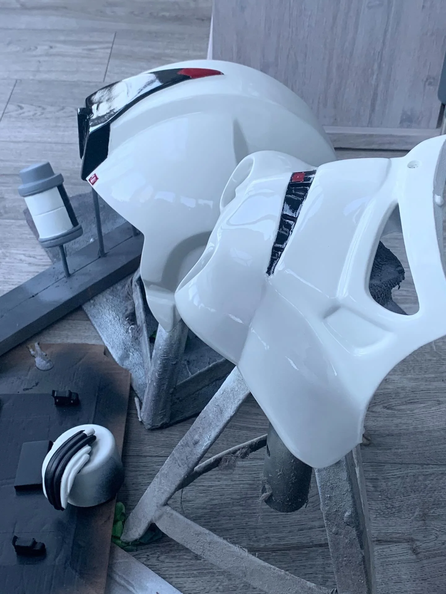Almost there with the AT-AT.

This build has been a pain in the arse I&rsquo;m not gonna lie.

My masking tape decided to just stop working. It&rsquo;s either not had a good seal so I get over-spray, or it&rsquo;s too sticky and melds with the paint.