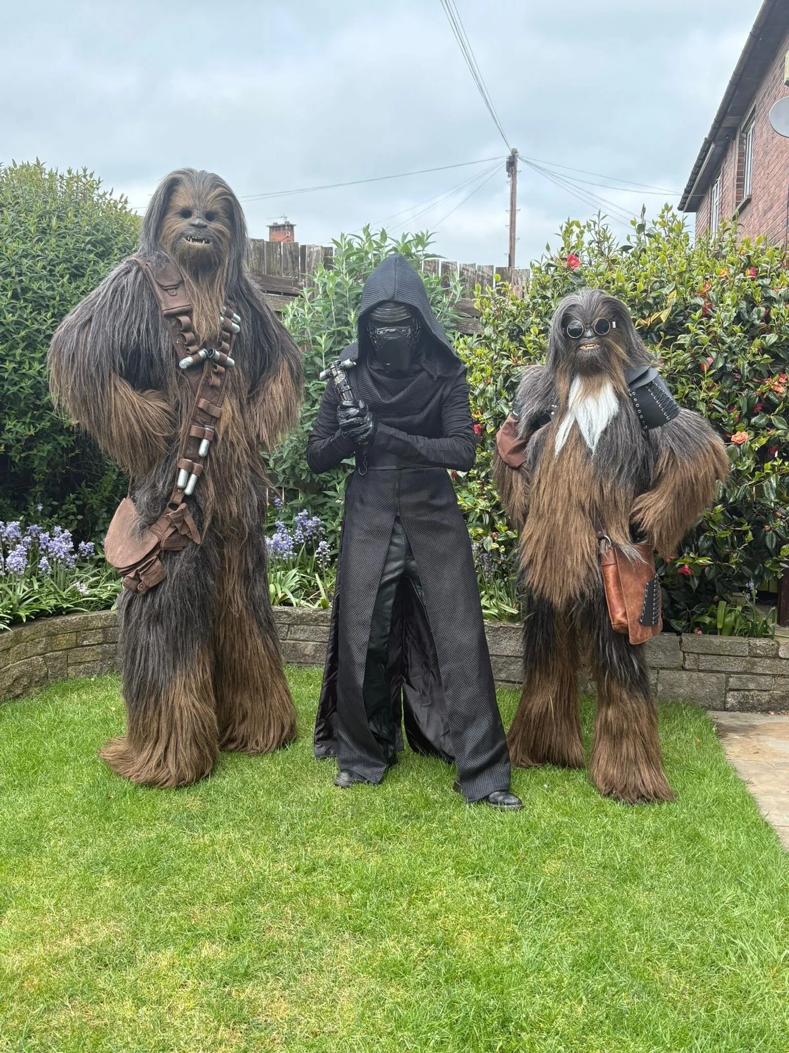 Forgot to share this one, this is after we just got kitted up and were about to head out.

Pretty sure I have a similar photo when my little sister went to prom 😜

Happy Revenge of the Sixth for yesterday 🤘🏼

@tk21276 

#starwars #cosplay #maythe4