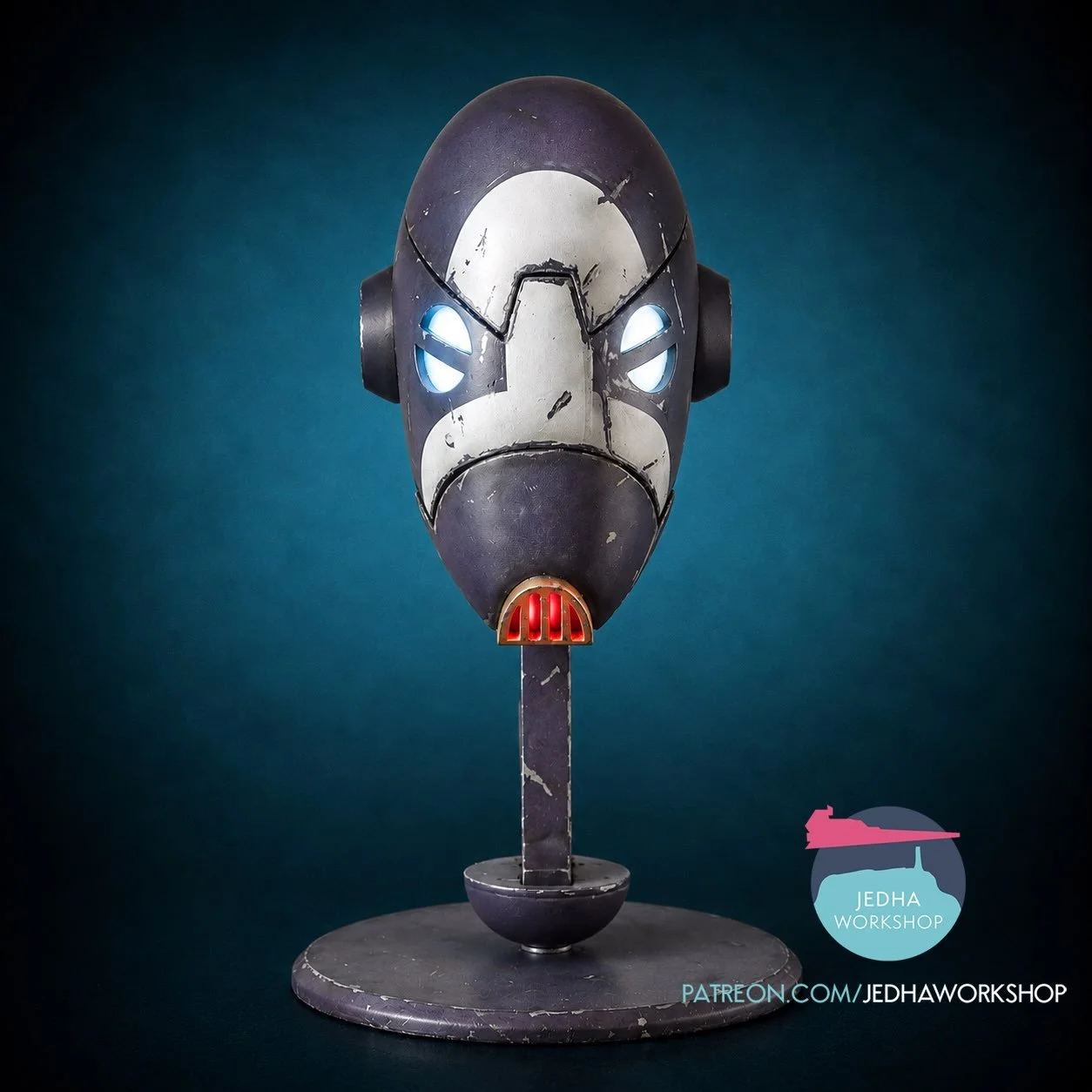 If you like droids, here&rsquo;s one hardly anyone makes;  BX-series Commando Droid - as a life size trophy head bust!

We&rsquo;ve never actually seen a live action version. They&rsquo;re introduced in that amazing episode of the clone wars where th