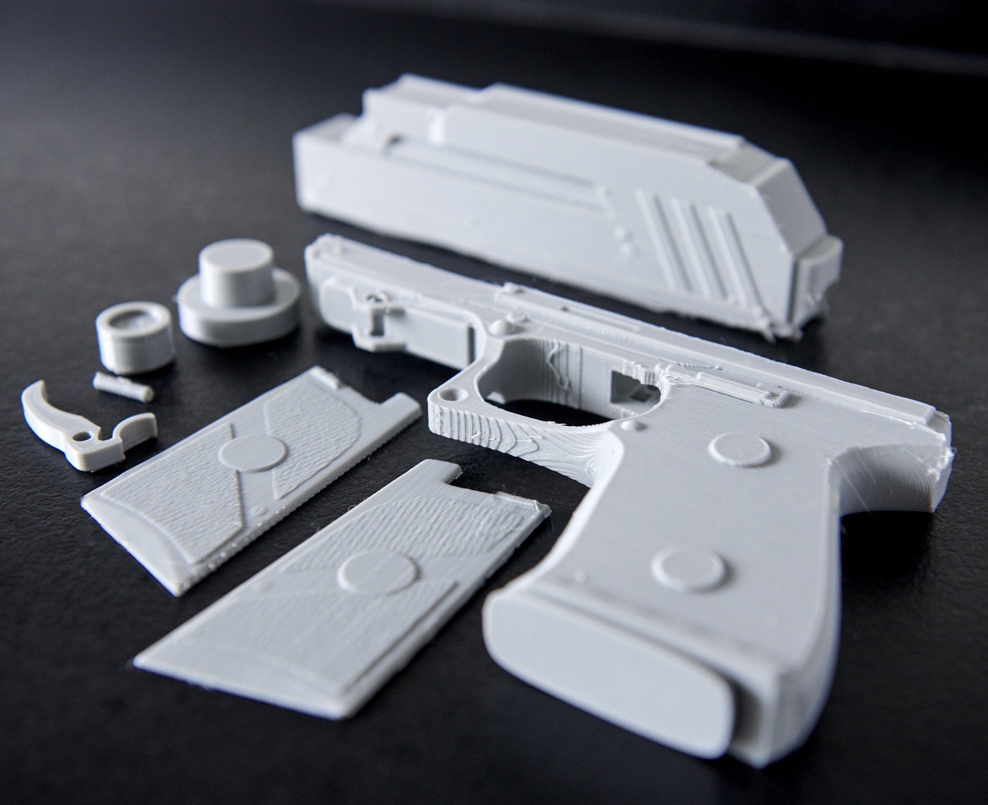 DC-17 Blaster 009.jpg