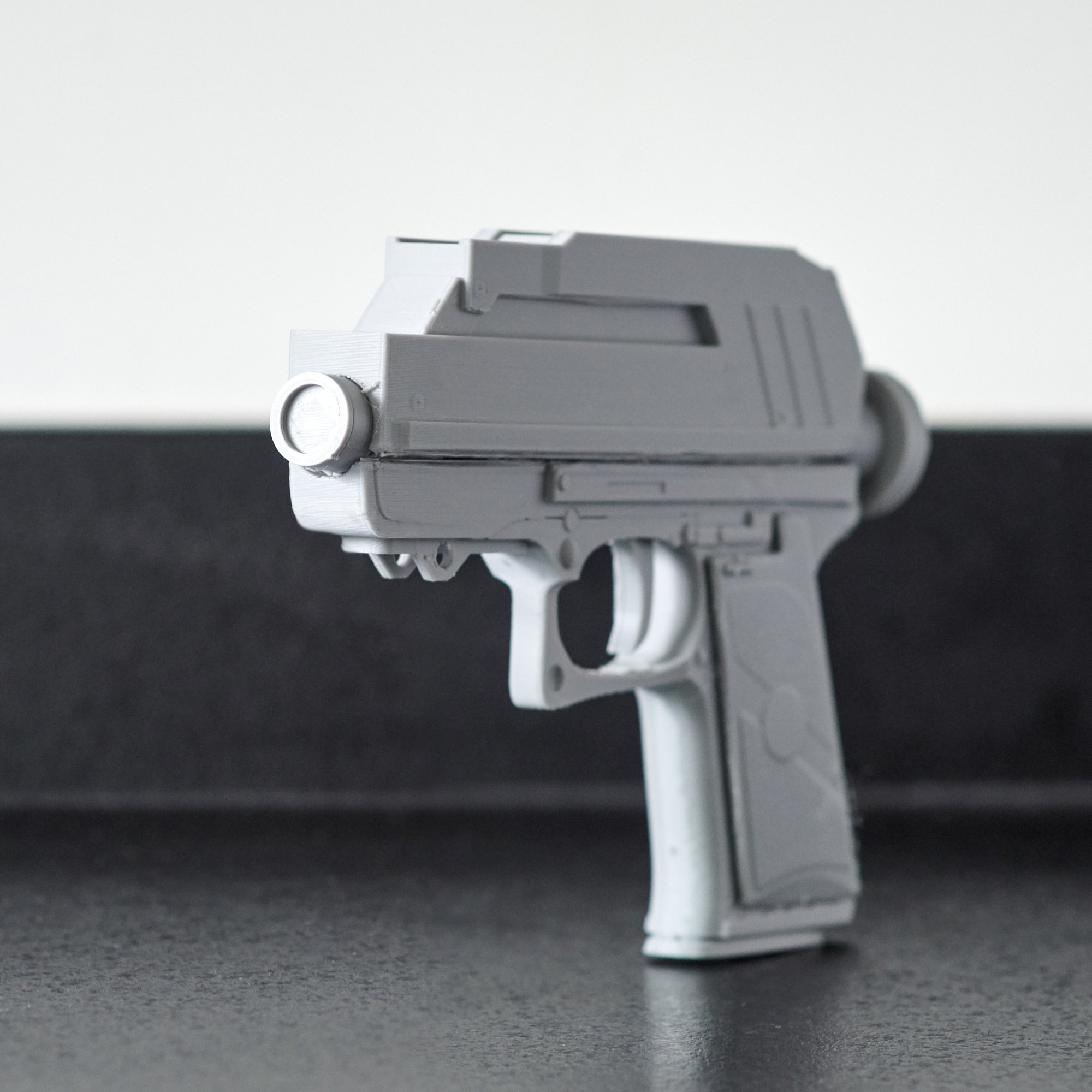 DC-17 Blaster 003.jpg