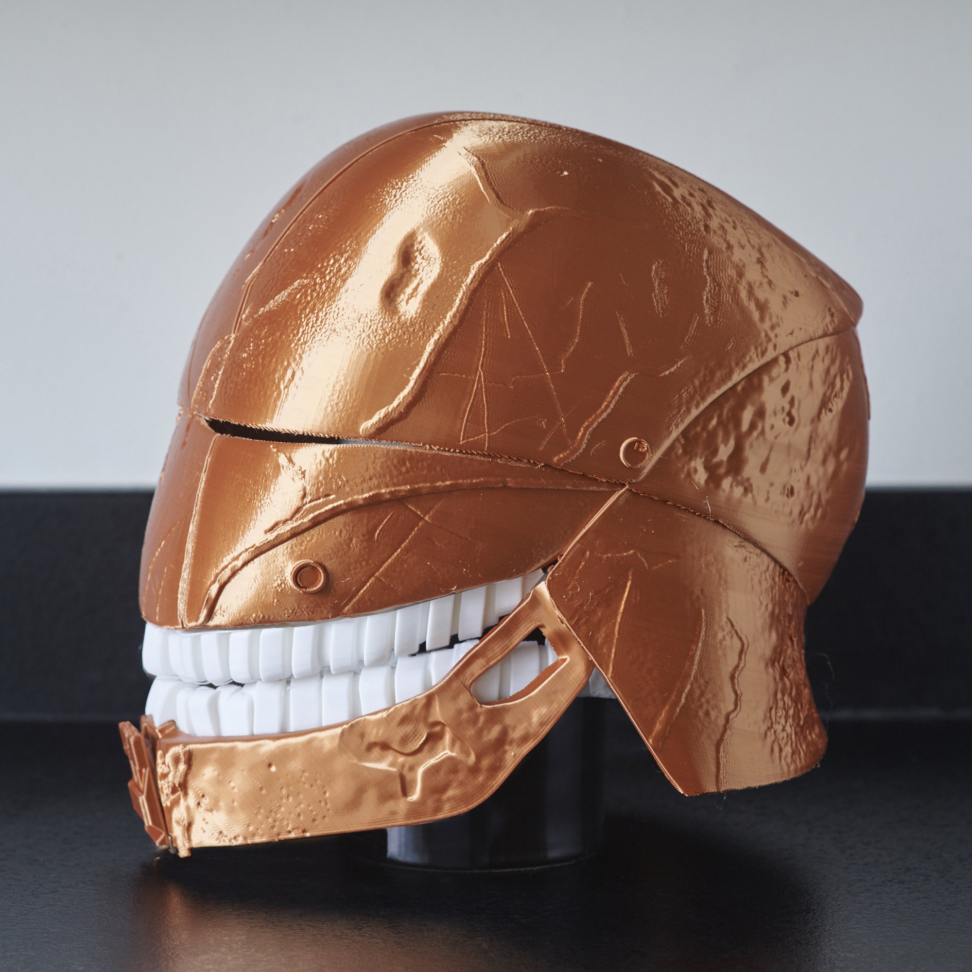 Qimir Helmet 006.jpg