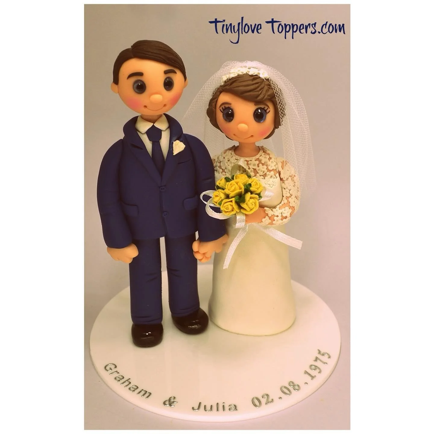 #caketoppersuk #2025weddings #personalisedcaketoppers #2025brides #2026weddings #weddingcakeideas #weddingcaketoppers #weddingcake
#2026weddings #bridetobe #1975 #vintagewedding #gettingmarried #brideandgroomtobe #weddinganniversary❤️