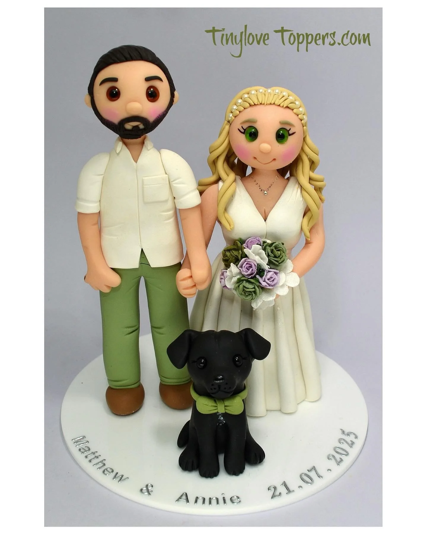 #caketoppersuk #2025weddings #personalisedcaketoppers #2025brides #2026weddings #weddingcakeideas #weddingcaketoppers #weddingcake
#2026weddings #bridetobe #gettingmarried #brideandgroomtobe❤️