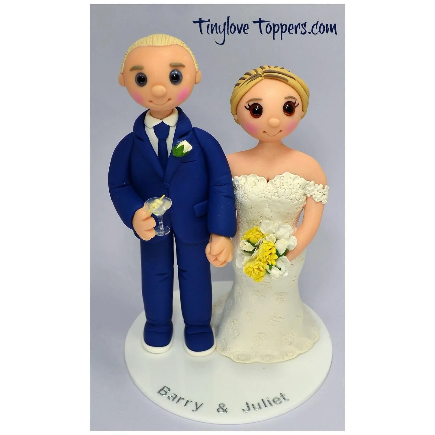 #caketoppersuk #2025weddings #personalisedcaketoppers #2025brides #2026weddings #weddingcakeideas #weddingcaketoppers #weddingcake
#2026weddings #bridetobe #gettingmarried #brideandgroomtobe❤️