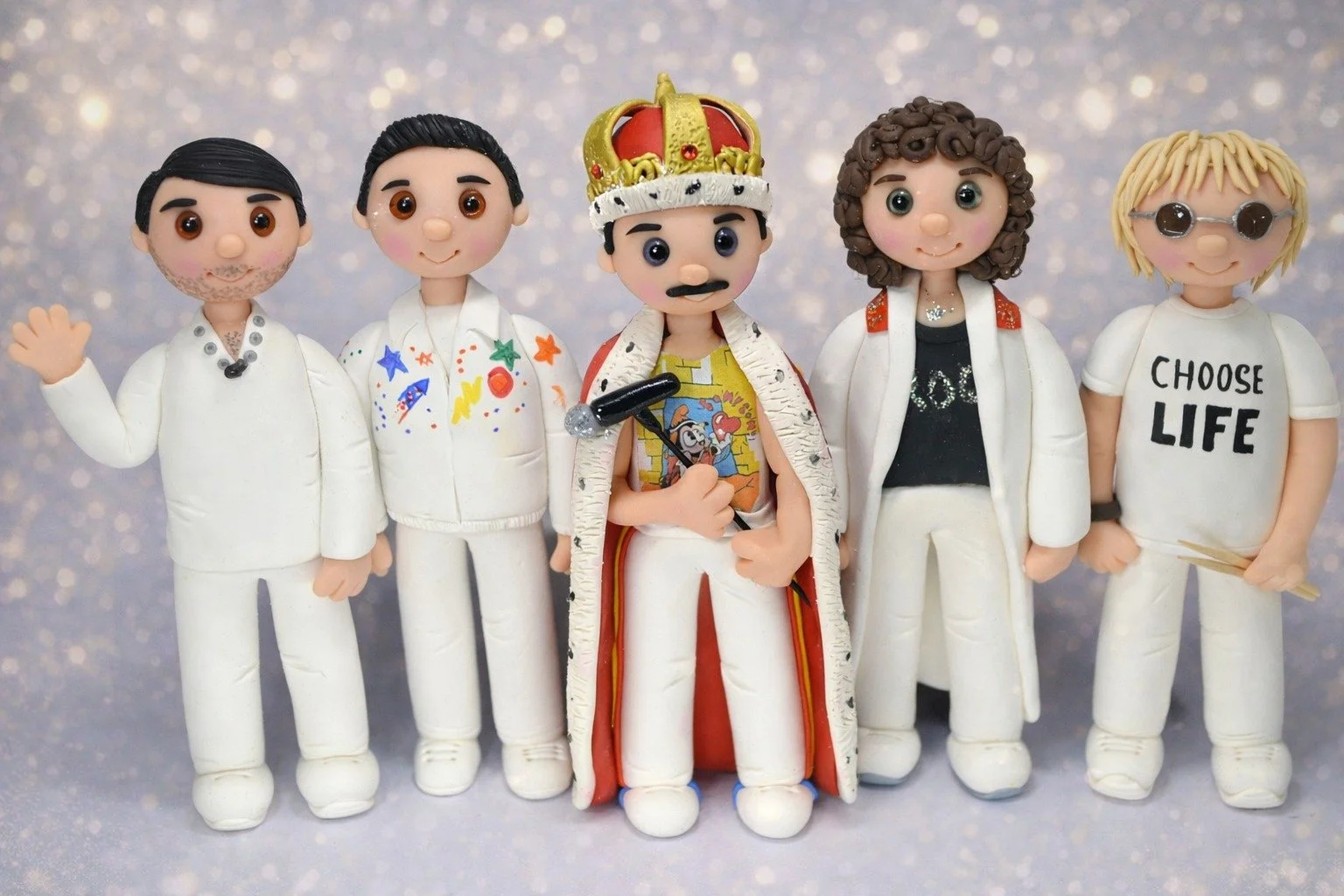 Custom made figures for Queen tribute band
#Queen #freddiemercurytribute