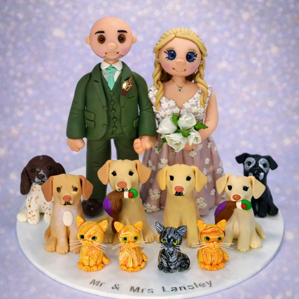 Feel free to ask me to include all your pets on your personalised wedding cake topper, I can make whatever you like!
My toppers are made from a long lasting material , so you can treasure them for a lifetime. 
you can have any theme/pose you like, yo