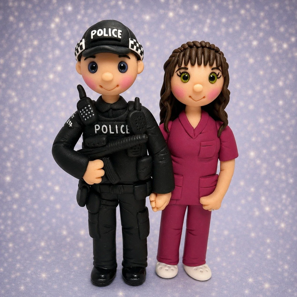 Armed Response Policeman and Nurse wedding cake topper 👮🏽👩&zwj;⚕️😍
#NHS #bridetobe #weddingcaketopper #engaged #police