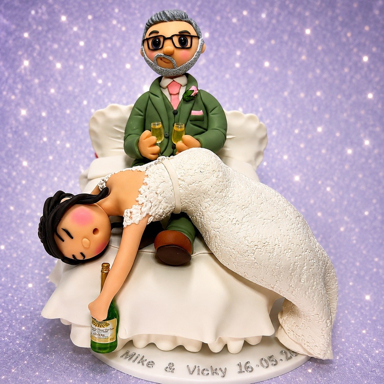 Congratulations to Mike and Vicky ❤️
They wanted a funny personalised wedding cake topper that tells their story and shows their personality 🤣 
#weddingcaketopper #drunkbride #engaged #brideandgroom #weddingplanning