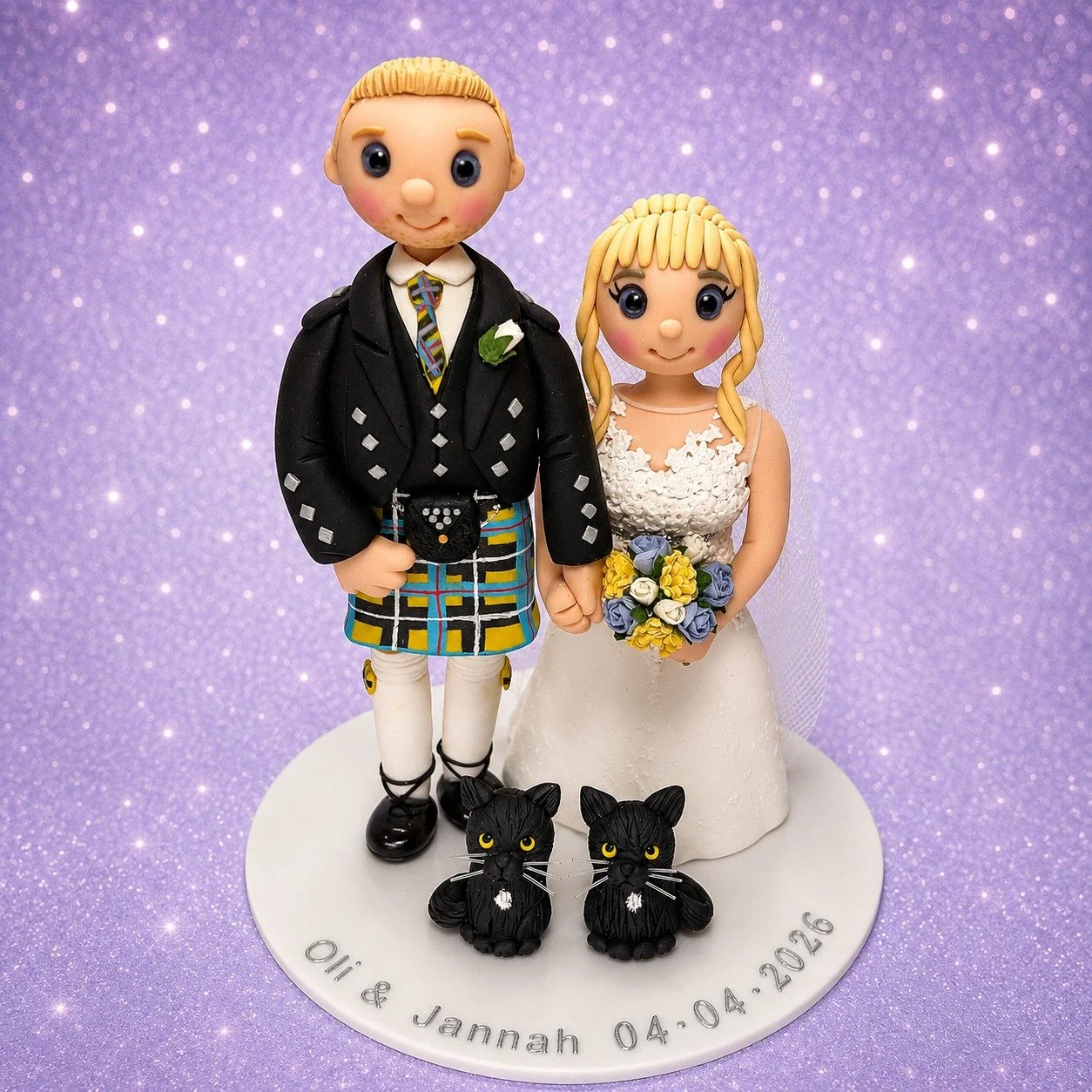 Congrats to Oli and Jannah on their wedding, this is the personalised wedding cake 
topper i made for them, they wanted their 2 little black cats included ❤️🐾🐈&zwj;⬛🐈&zwj;⬛
#Engaged #weddingplanning #weddingcaketopper