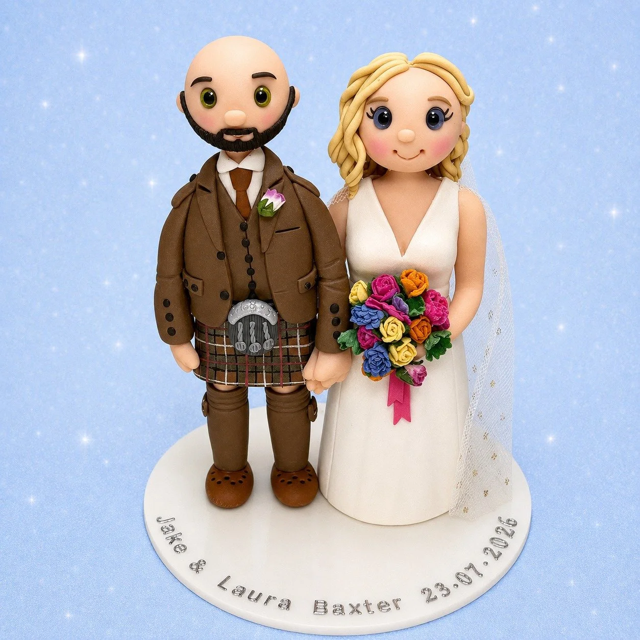 big congratulations to Jake and Laura! 
#weddingcaketopper  #engagement #scottishweddingsuppliers #kilt #brideandgroom