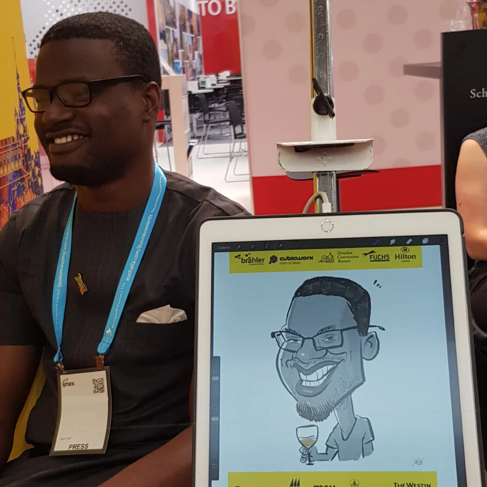 Schnelllzeichner auf Messe in Frankfurt - 1