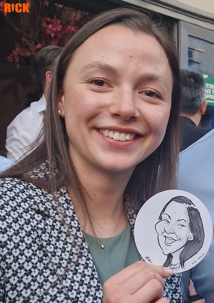 Bierdeckel-KaRICKatur_mit-Logo_Foto-230725_10_web.jpg
