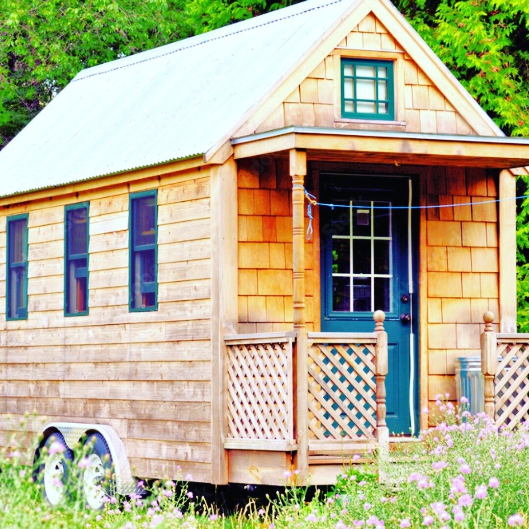 📣 ANNOUNCEMENT: Let us know if you would like to host a moveable tiny home on wheels. LEAP is looking for potential host sites for moveable tiny homes. 

We&rsquo;re looking for folks who might be willing to temporarily allow a moveable tiny home on