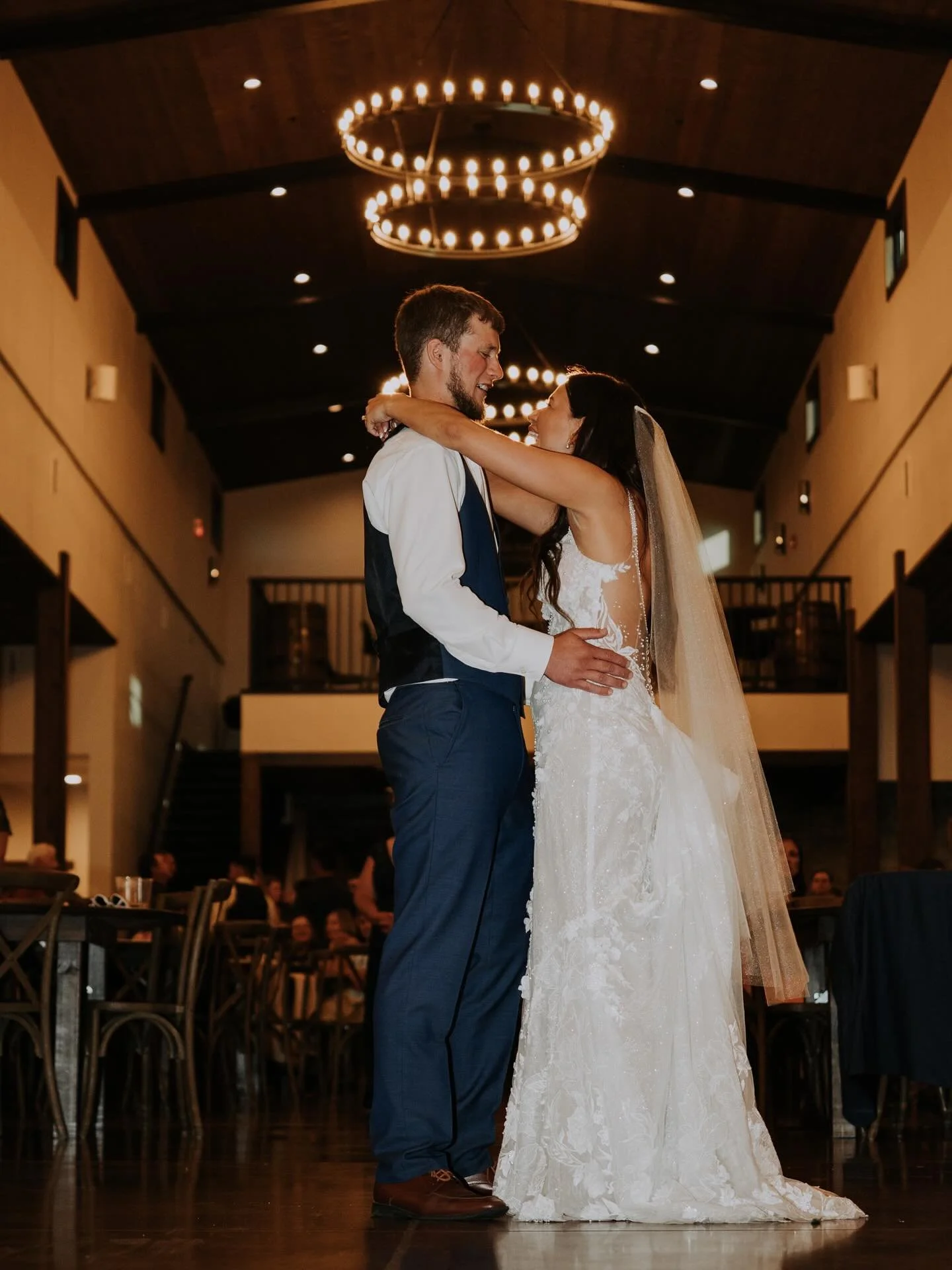 Moments that feel like it&rsquo;s just the two of you✨

📸: @rock_rose_co