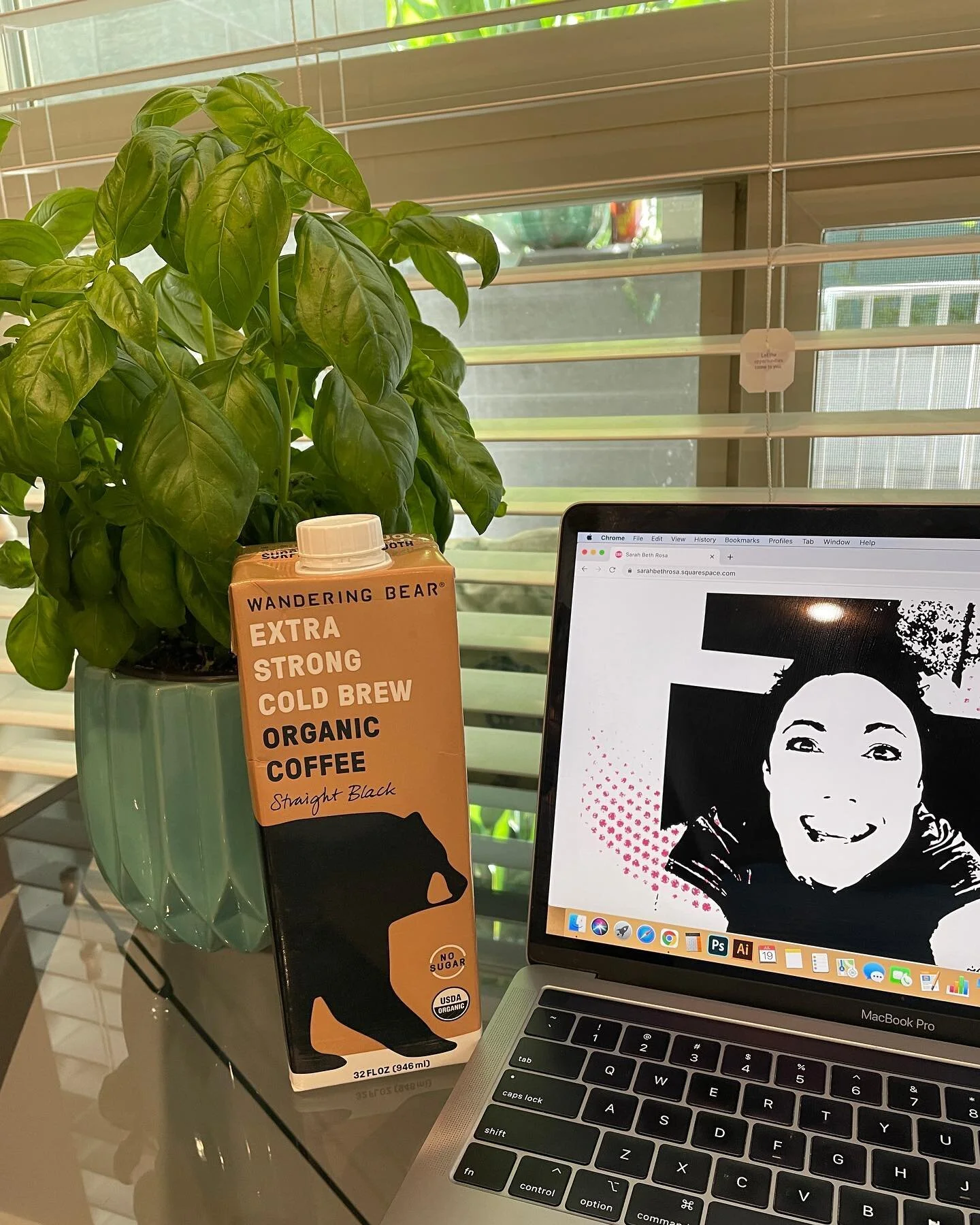 Formula for a successful &ldquo;Get Sh!$ Done&rdquo; kind of morning = @wanderingbearco coffee and a minimal/no clutter workspace. 
 
I recently started drinking Wandering Bear Coffee, Straight Black. It is highly caffeinated, potent, and soooo smoot