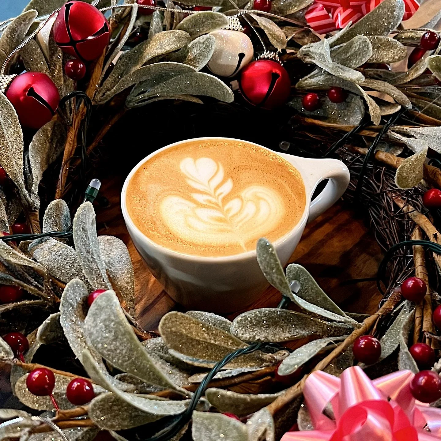 december is finally here!!!! and with it we are rolling out new seasonal housemade syrups. we&rsquo;ve got everyone&rsquo;s winter favorite, peppermint, its bangin&rsquo; in a capp, latte, hot chocolate&hellip; you name it- we love it. also slinging 