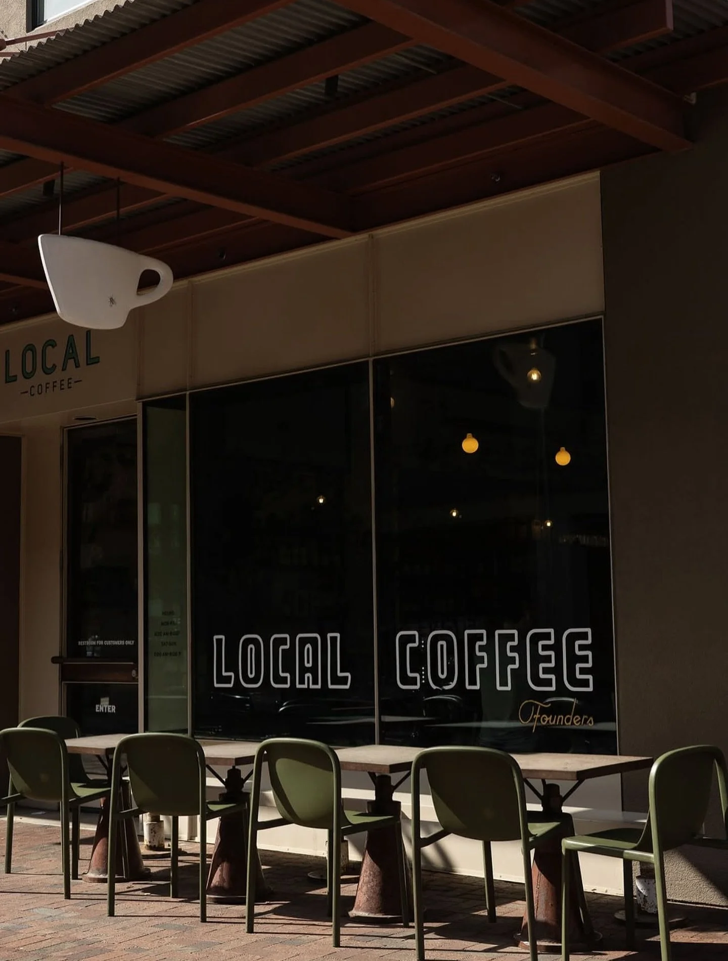 slinging drinks regular hours today! late open at 8am tomorrow (01/01) for New Year&rsquo;s Day! have a safe and happy holiday, locals. 

📸 @kyleehutchinsonphoto