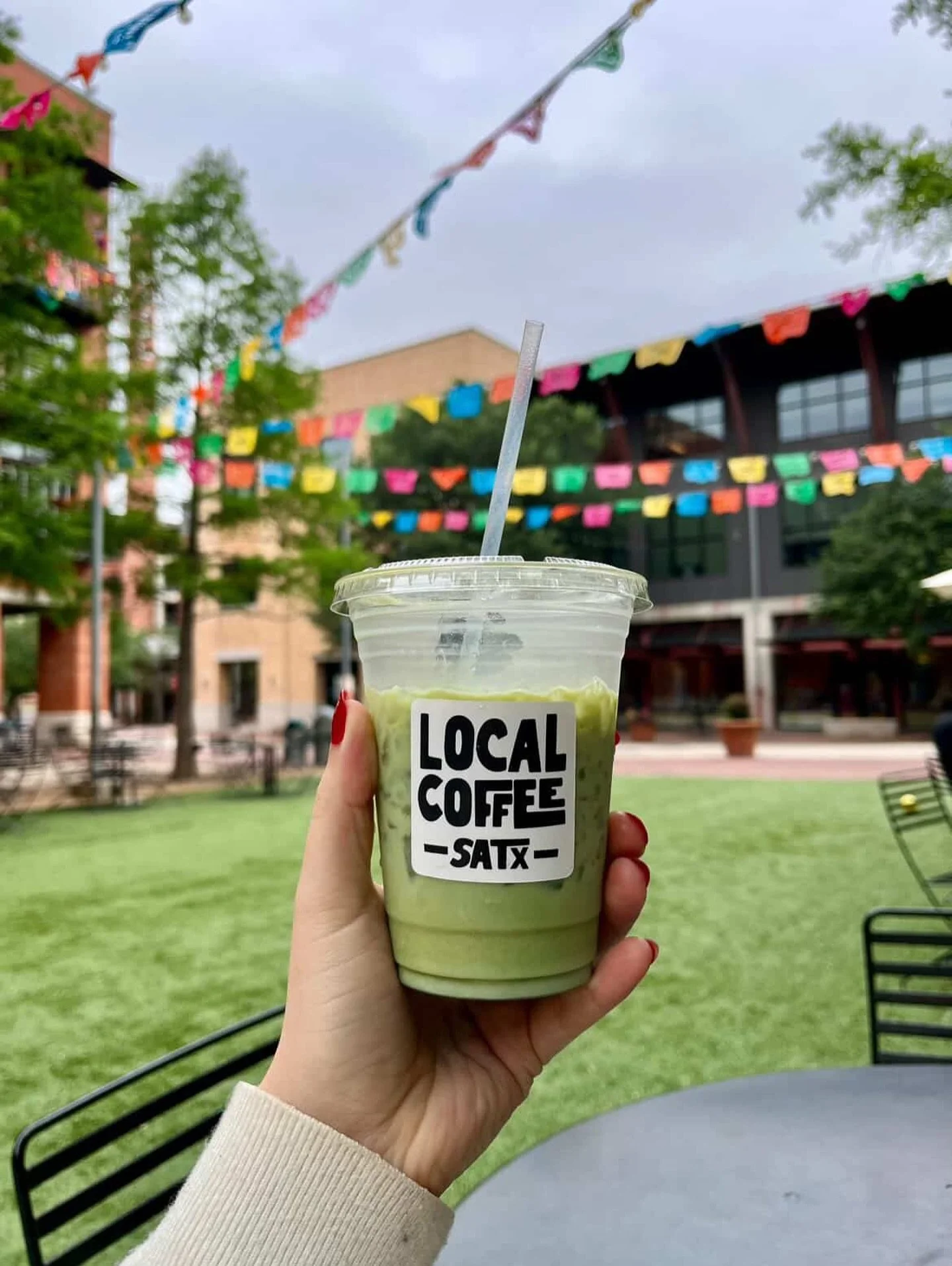 daily dose of greens between rain showers! stay safe out there locals! we love you. 
📸: @matcha_muchacha_