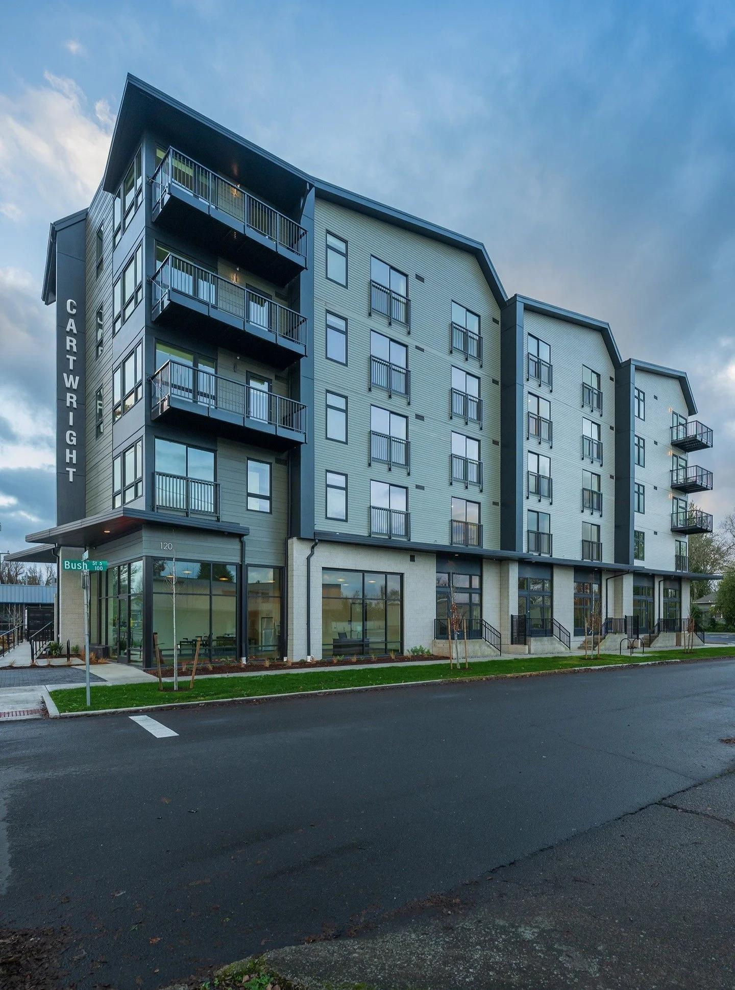 We are excited to be part of bringing new living options to Salem! The Cartwright brings new lifestyle possibilities near downtown Salem. Located near several parks and between central downtown and a single family residential neighborhood, the projec
