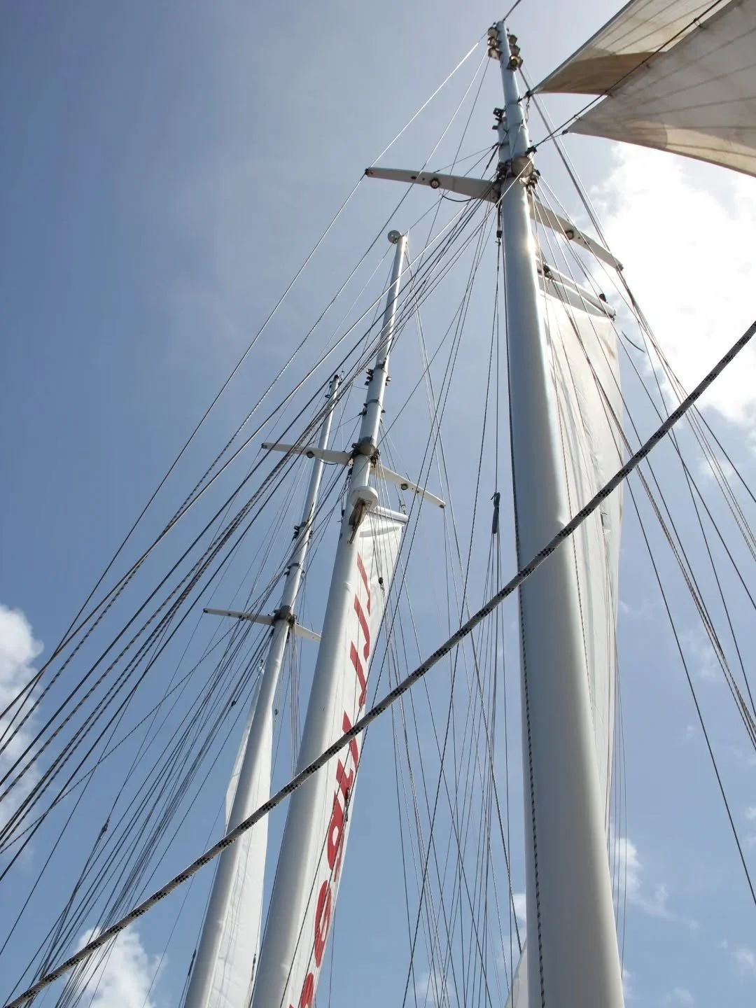 Your floating home away from home ! 

#pearl111 #liveaboard #charter #maldivesislands #maldiveslovers #maldivestrip #yachtcharter #cruises #visitmaldives #grouptravel