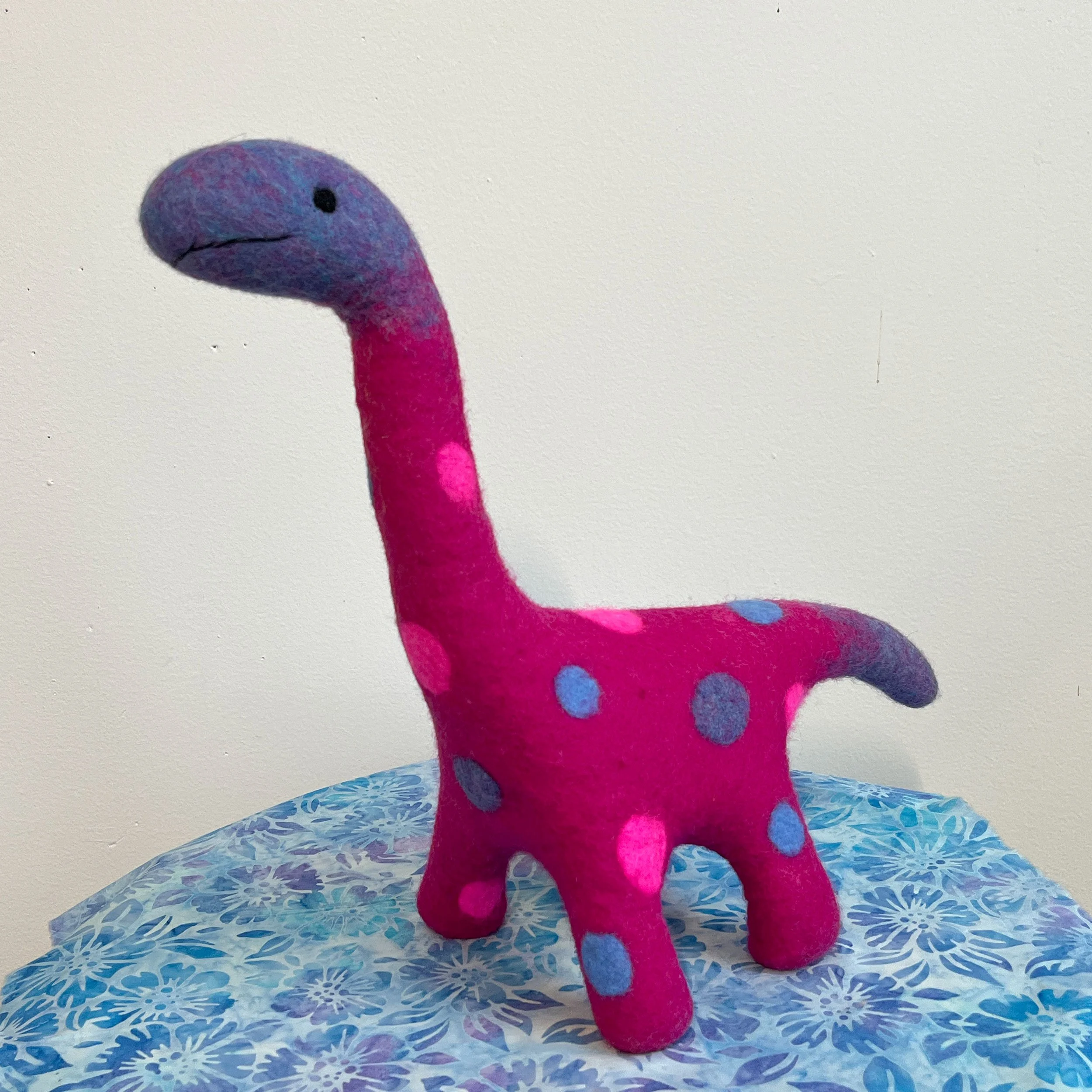 5390-magenta-left-front.jpg