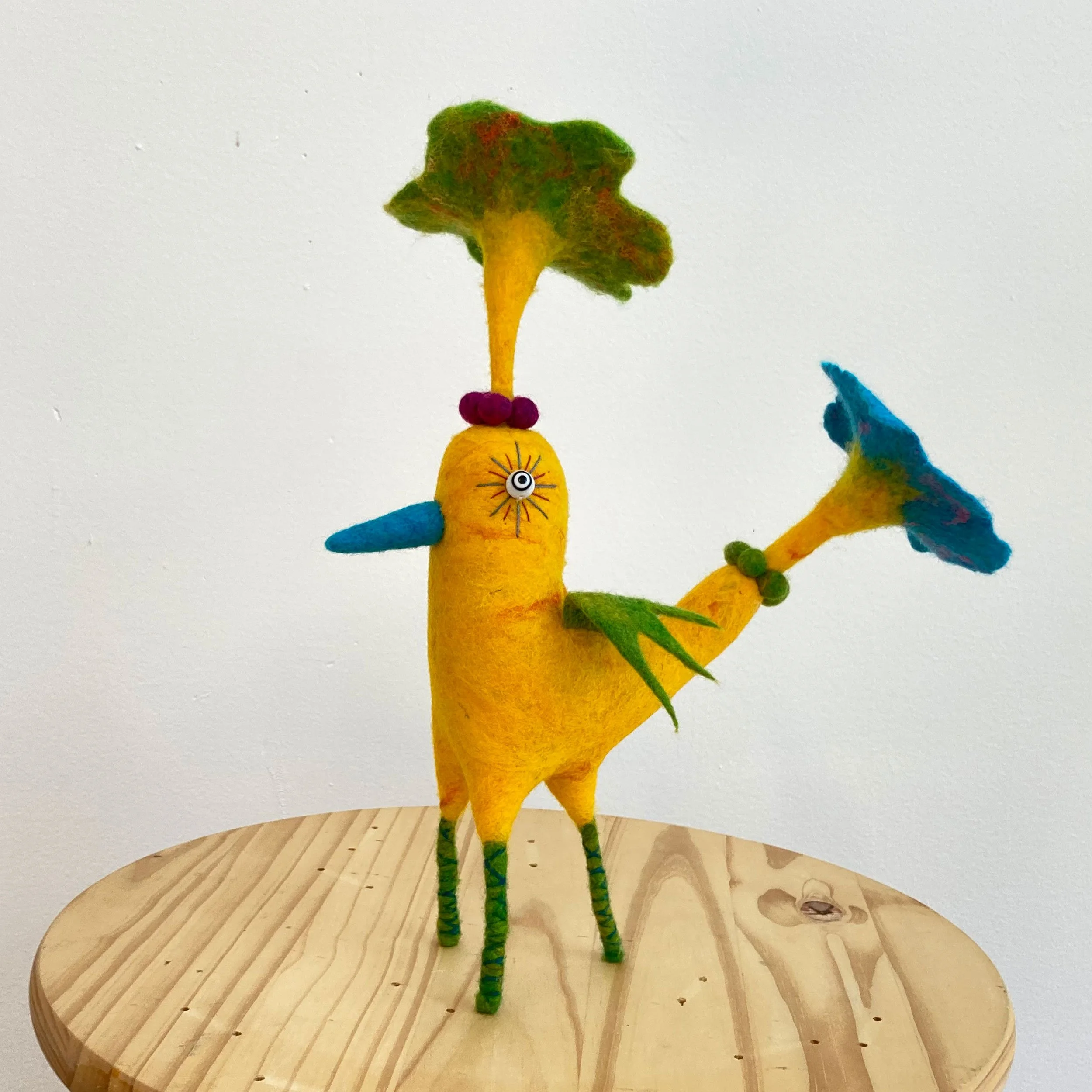 yellow-jewel-left.jpg