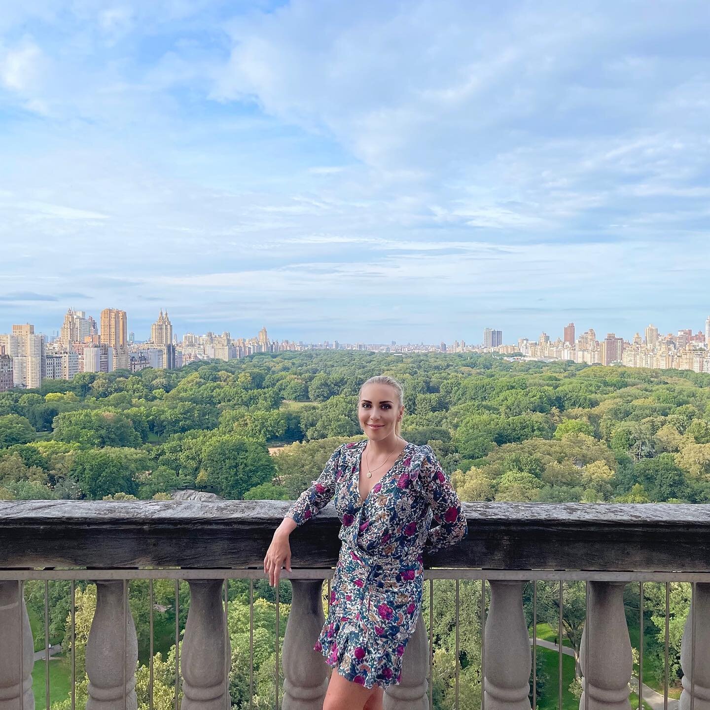 So happy to be back in NYC&mdash;- I have missed the city and it&rsquo;s energy with my whole ❤️ and while she feels a bit more quiet her heart is strong and I just know she will be back  #nystrong #ny #nyc #firstlove #centralpark #roomwithaview #gre