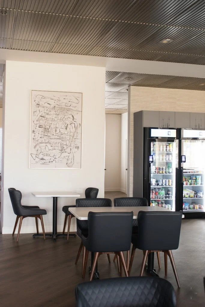 residential building bar 