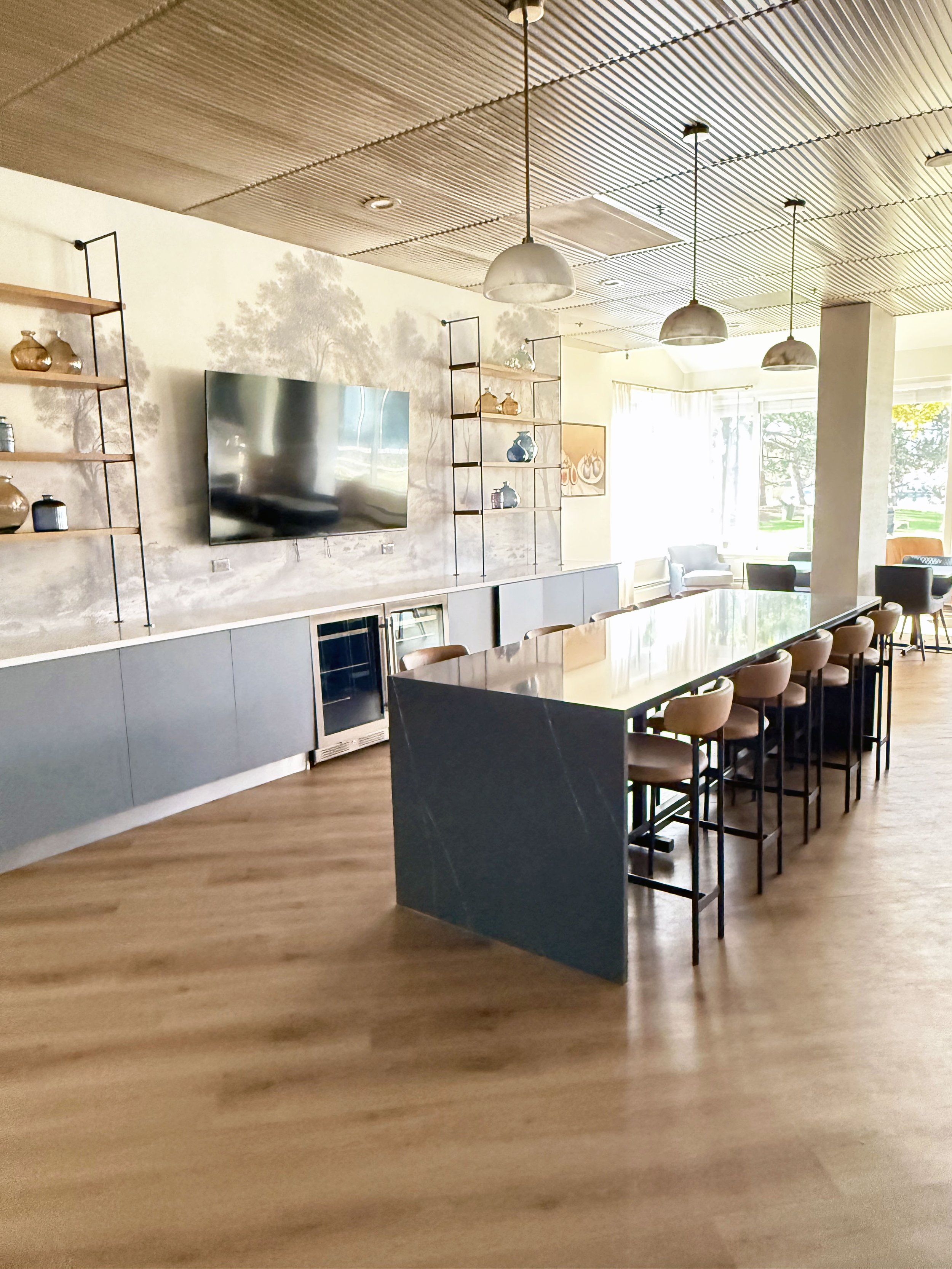 residential building bar 