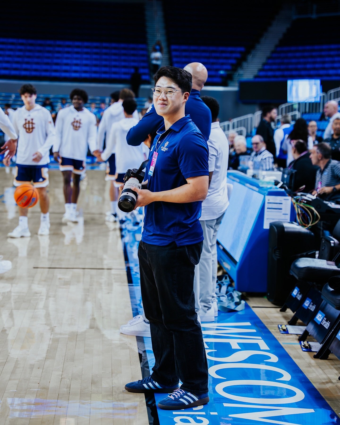 In the zone. 
&laquo; through_yu&reg; &raquo;