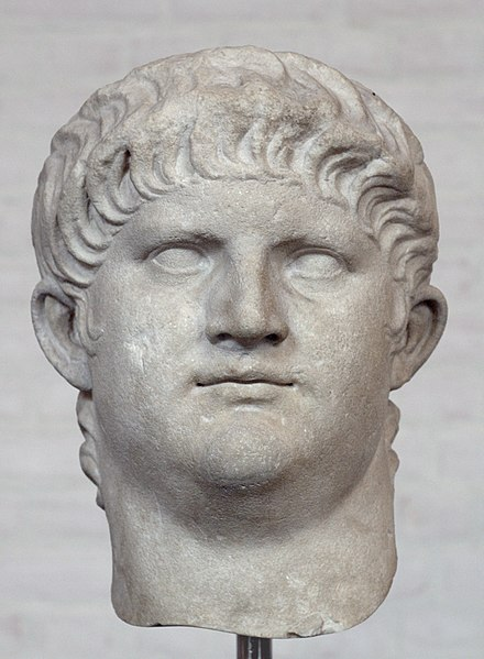 Good citizens under a bad emperor