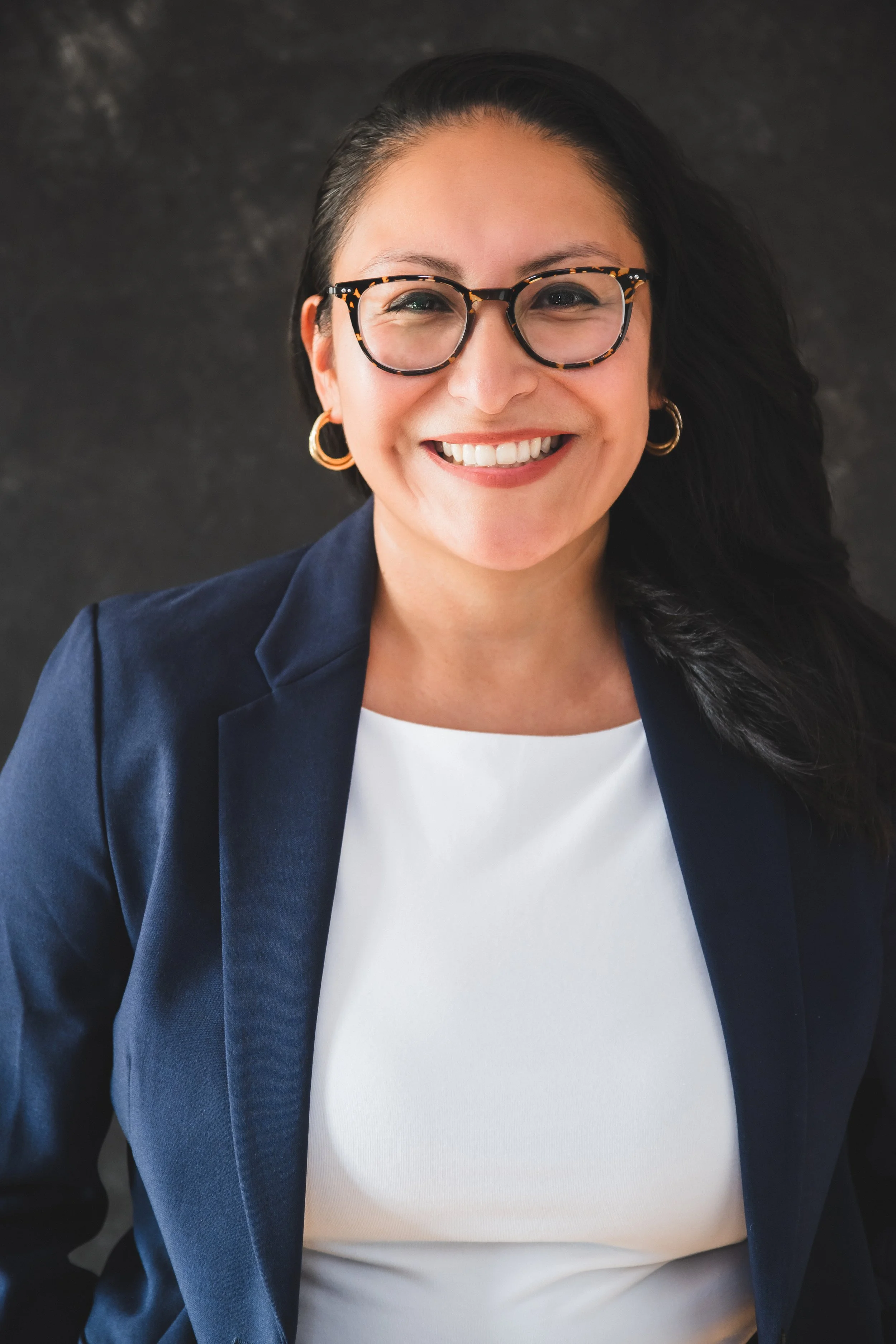 Headshot Grey Mottled, Brooklyn Photographer
