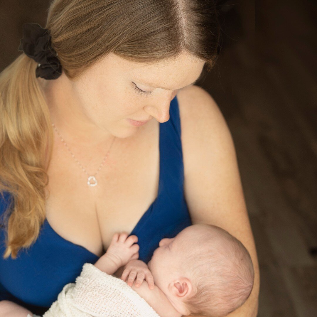 Spending this rainy afternoon finishing up a client gallery. Newborn sessions can be tricky, as they are completely led by the baby. Little Miss Baby P wanted no part of a photo session.

In the midst of it all, I found this candid shot that was a qu