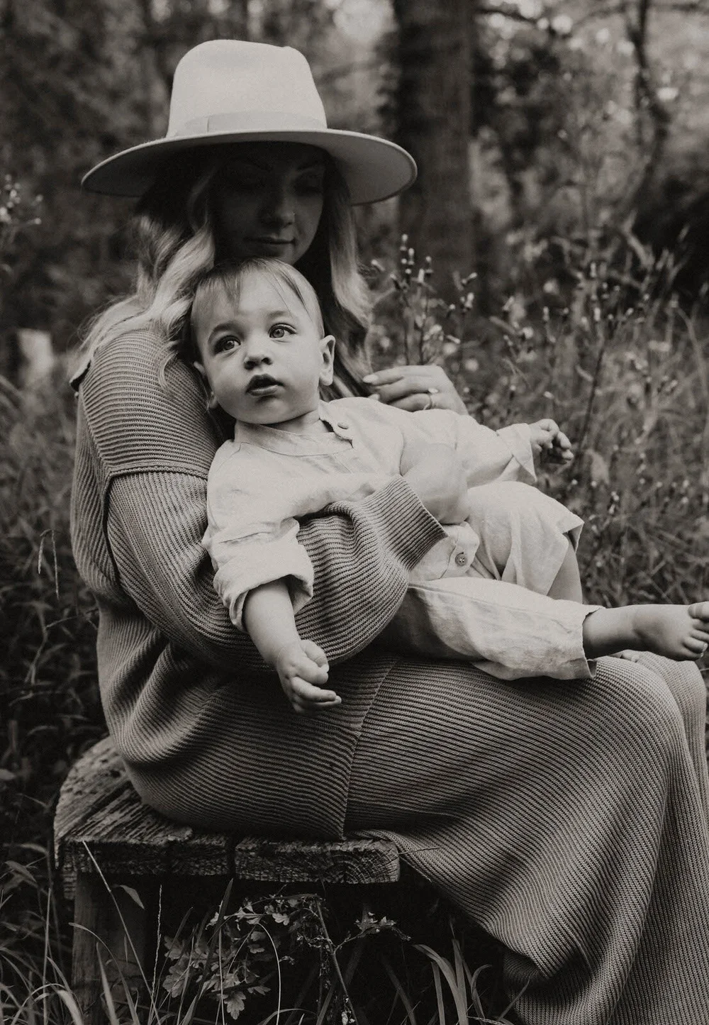 Family-Photographers-Bluffton-Jenna-and-Julia-Photography.webp