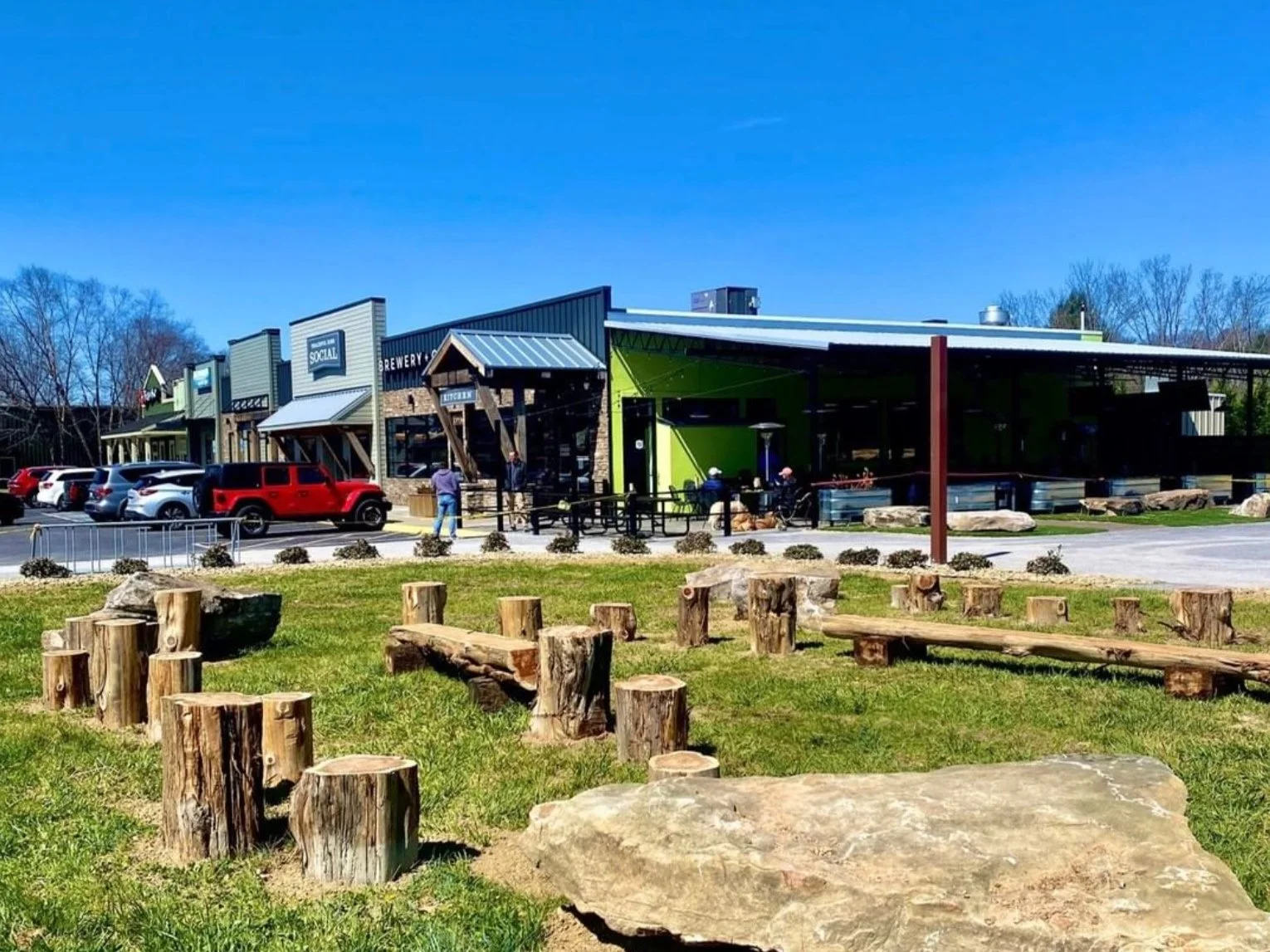 Knoxville & East Tennessee Breweries You Need to Know — The Scout Guide