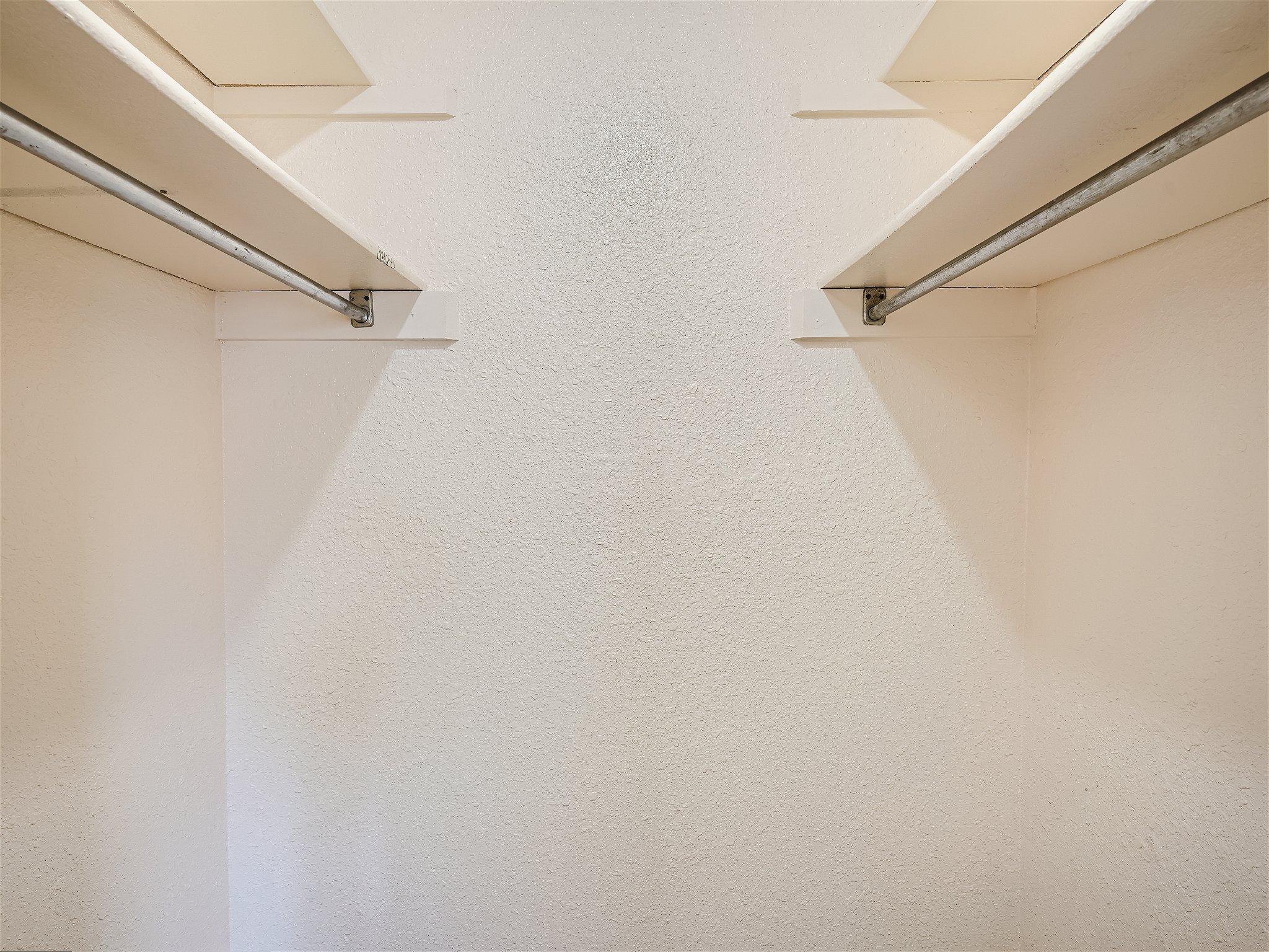 2214 Lear Ln - MLS Sized - 022 - 23 Closet.jpg