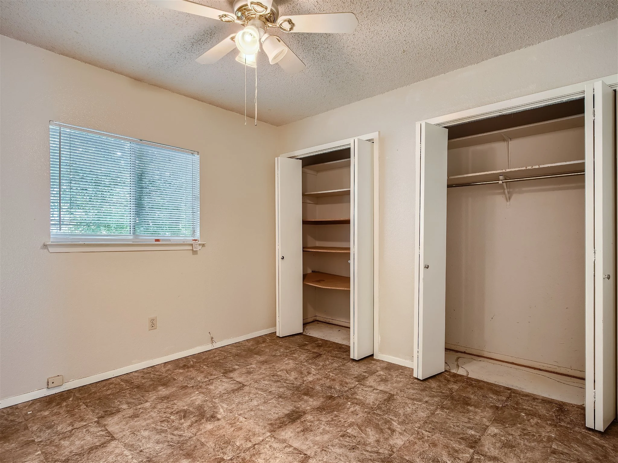 4411 Clarno Dr - MLS Sized - 018 - 21 Bedroom.jpg