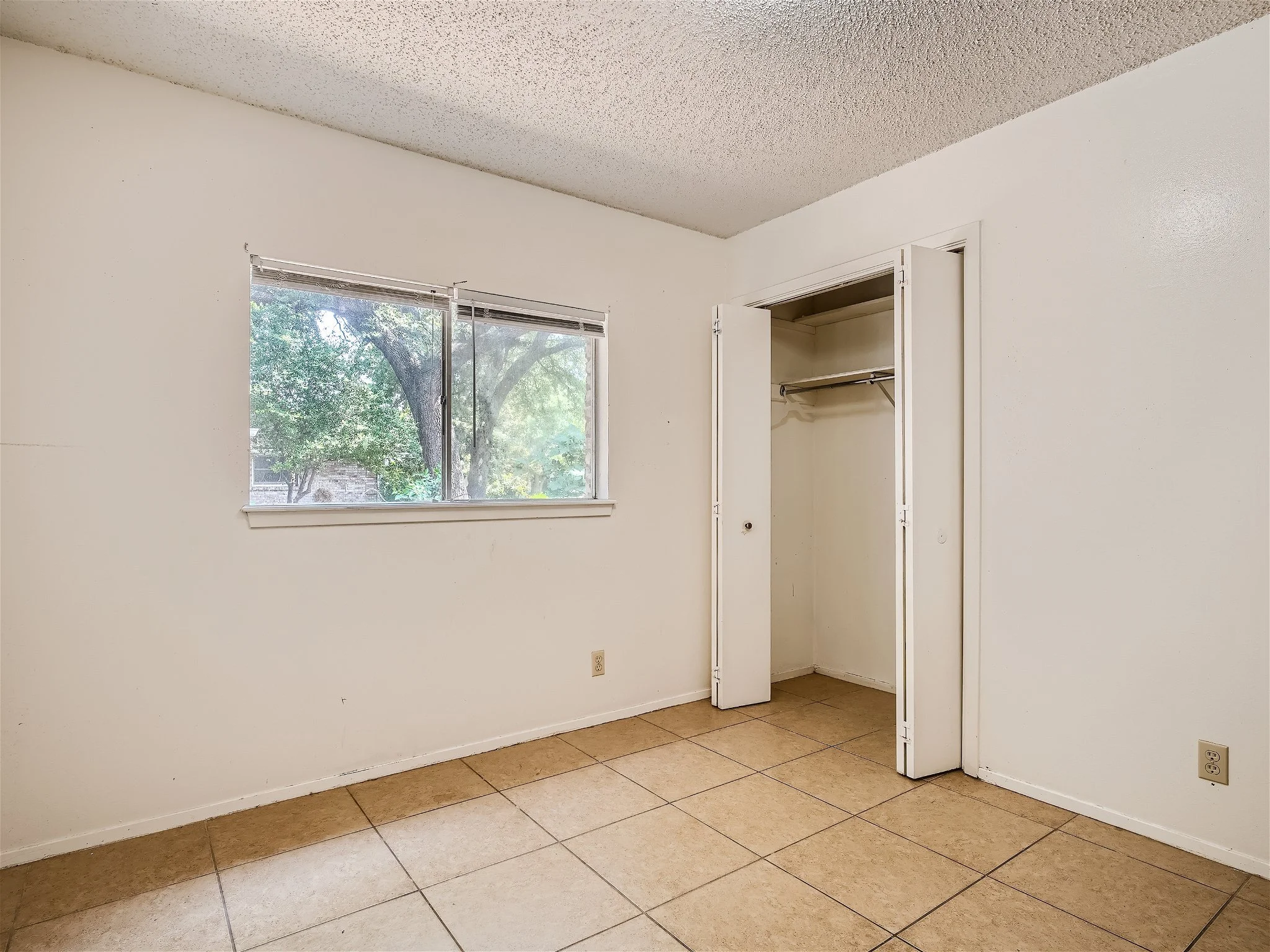 1304 Quail Park Dr