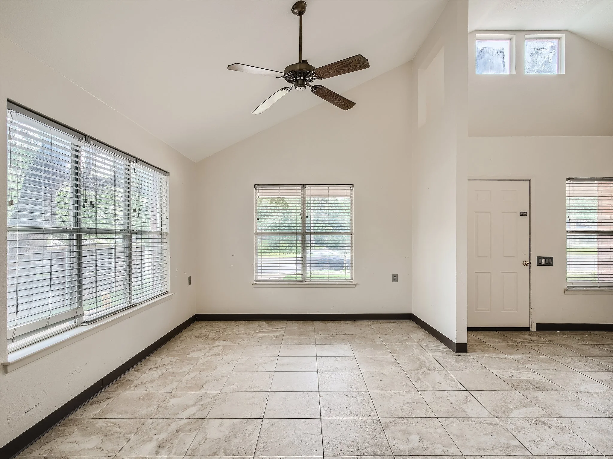 5908 West Gate Blvd - MLS Sized - 006 - 08 Living Room.jpg