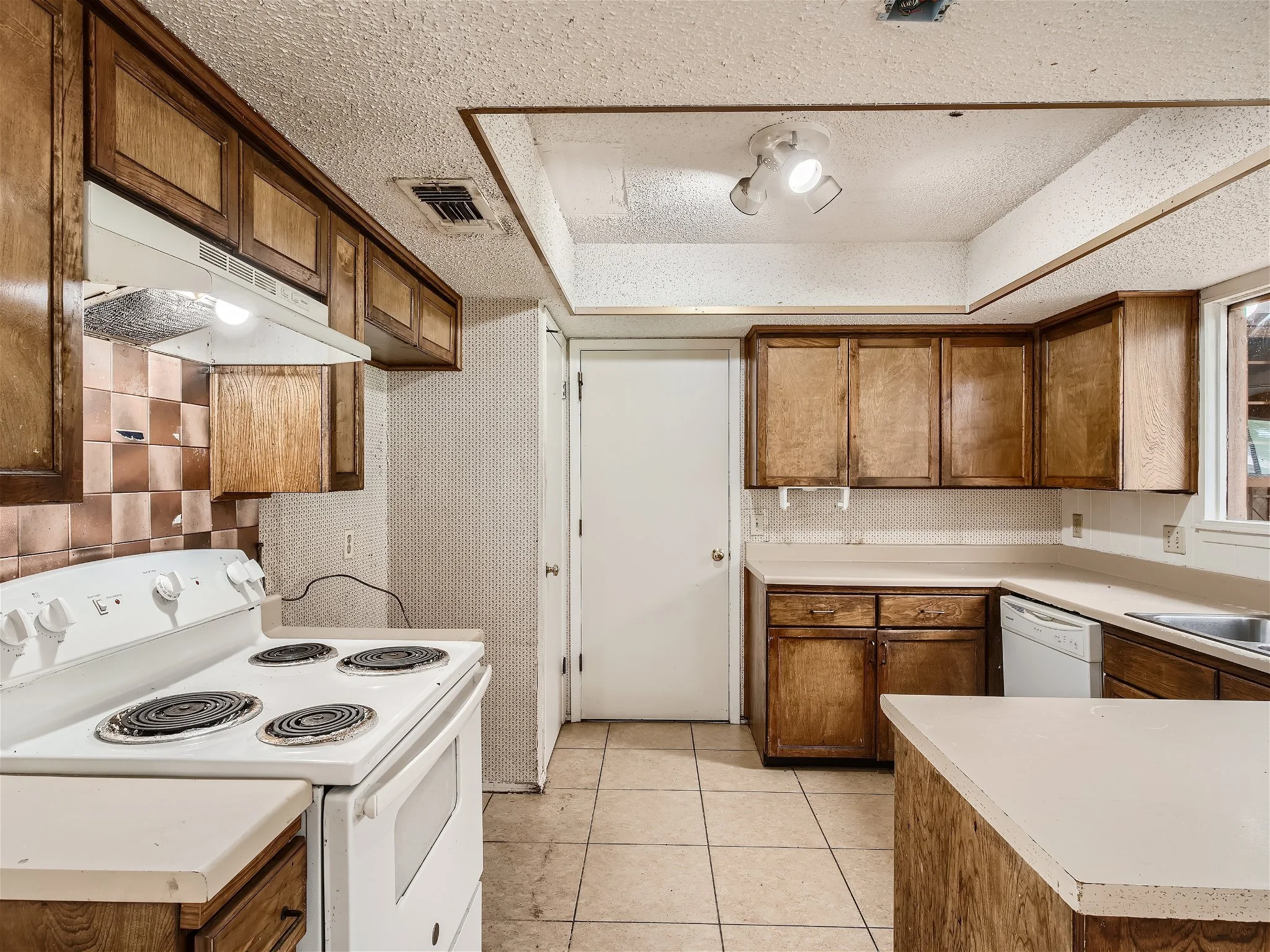 1304 Quail Park Dr