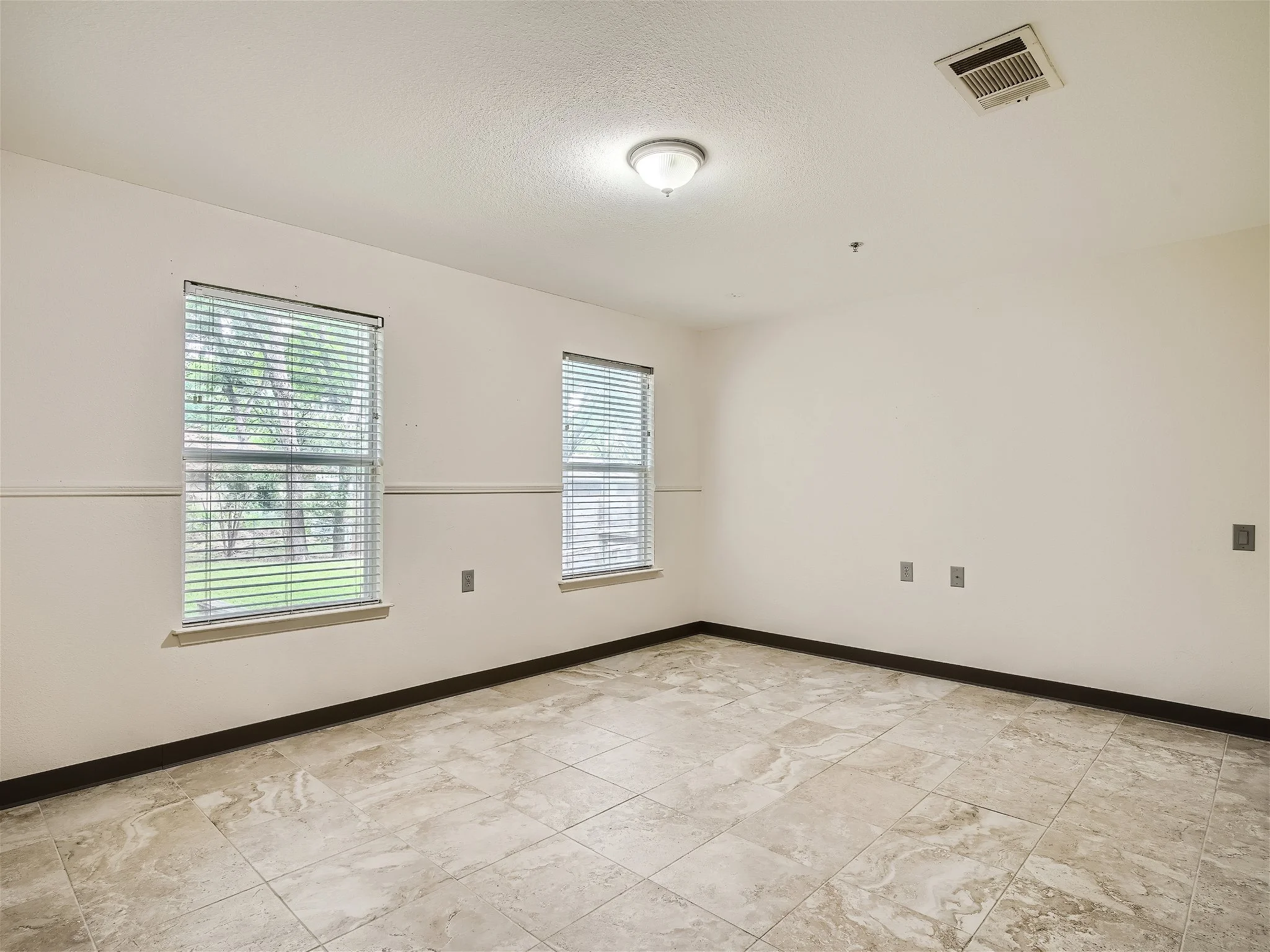 5908 West Gate Blvd - MLS Sized - 017 - 20 Bedroom.jpg